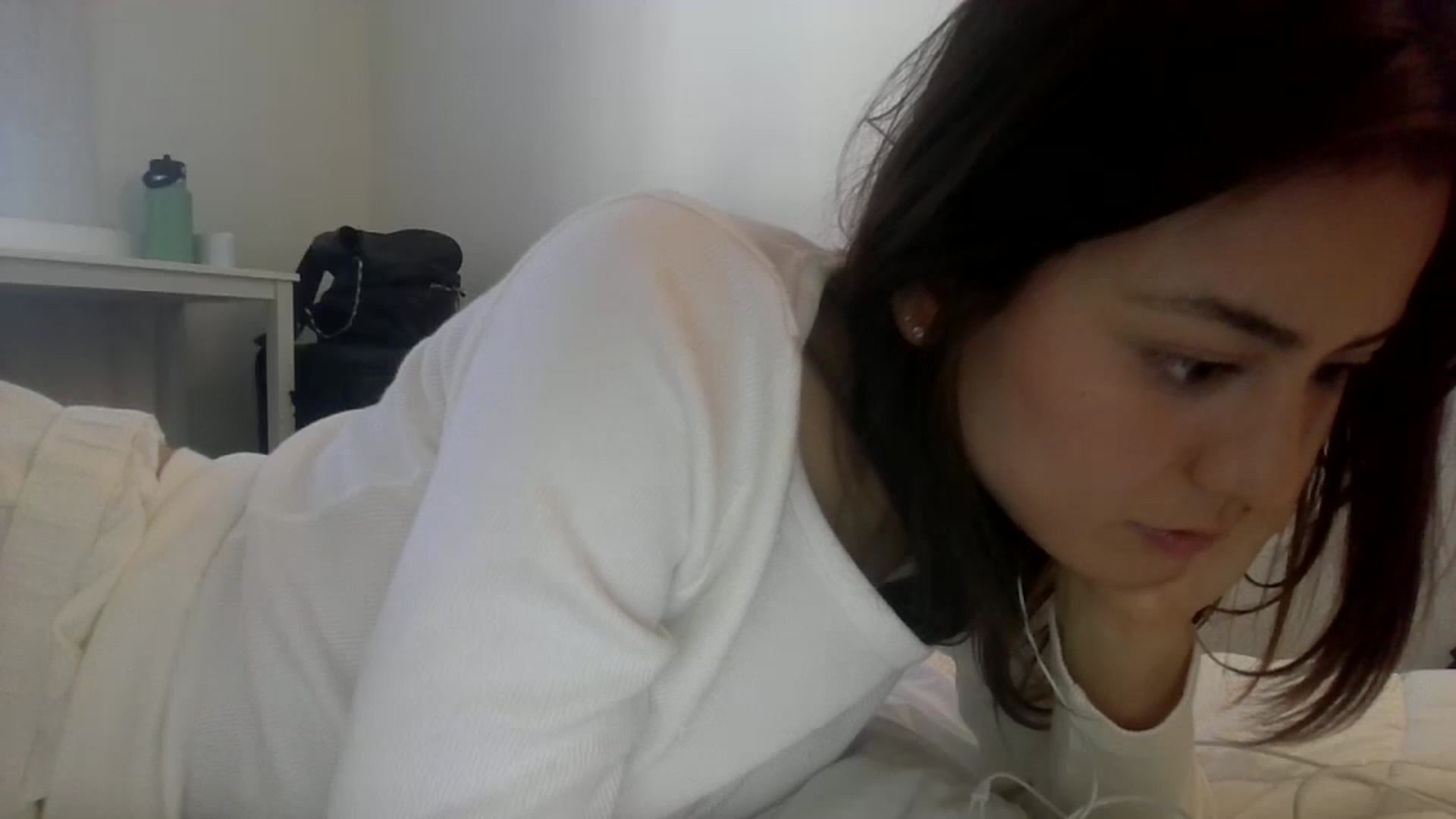 Gallery image thumbnail from partybunny's myfreecams stream on, 09/29/2024, 17:35 image 14 of 20