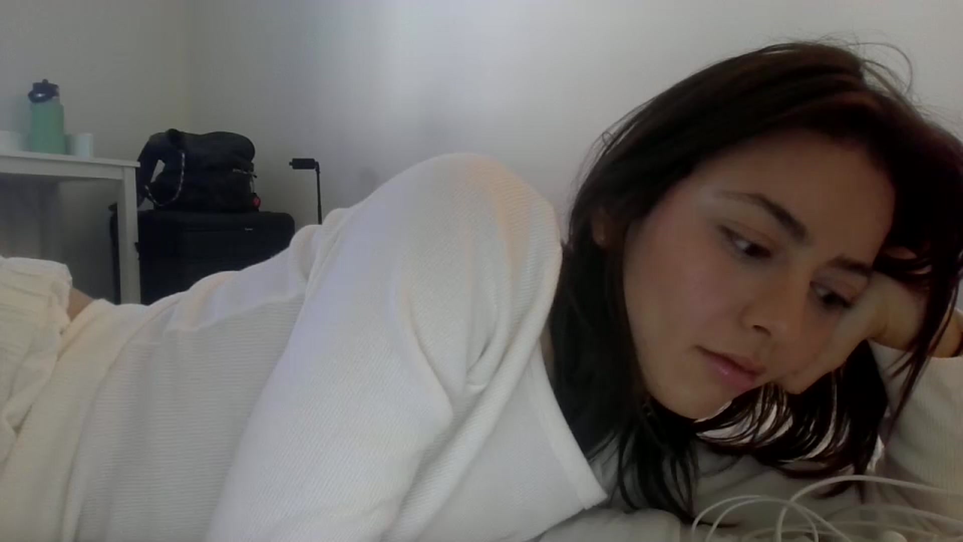 Gallery image thumbnail from partybunny's myfreecams stream on, 09/29/2024, 17:35 image 11 of 20