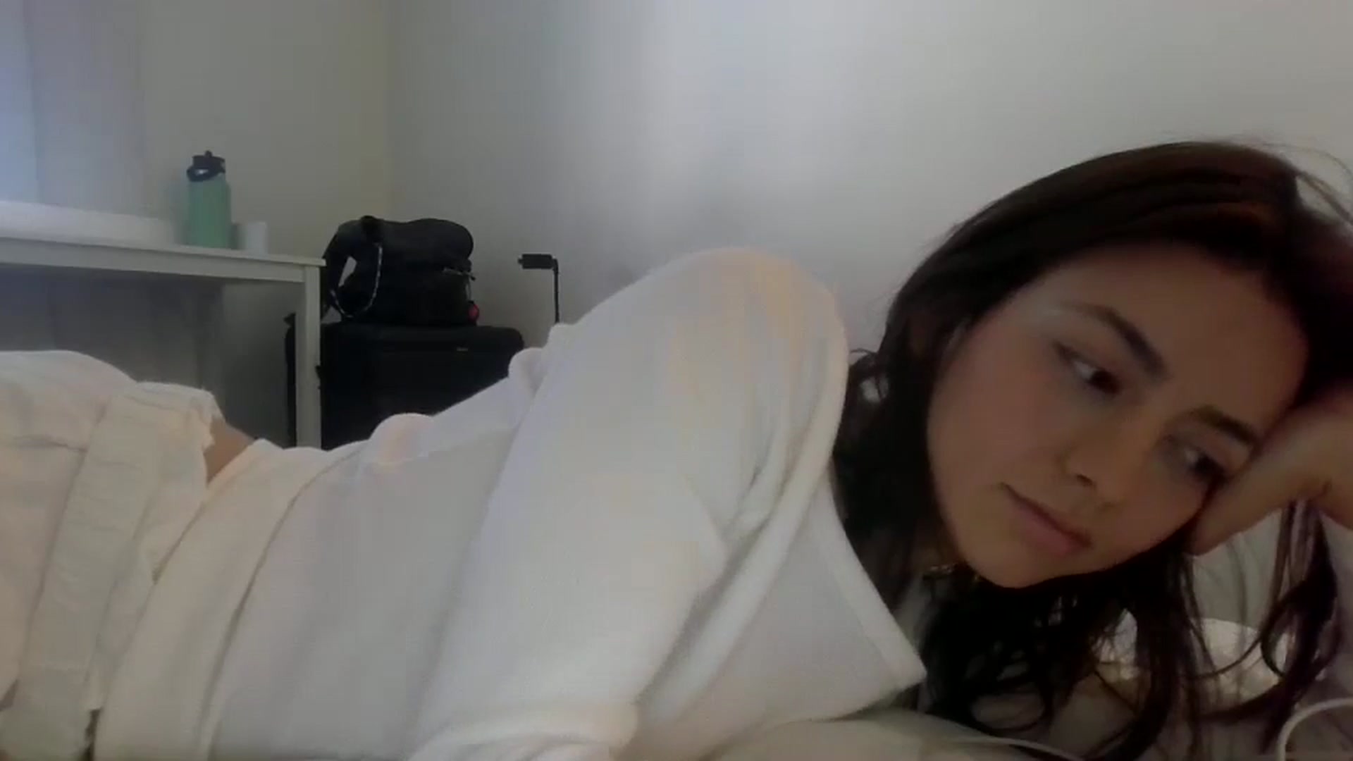 Gallery image thumbnail from partybunny's myfreecams stream on, 09/29/2024, 17:35 image 7 of 20