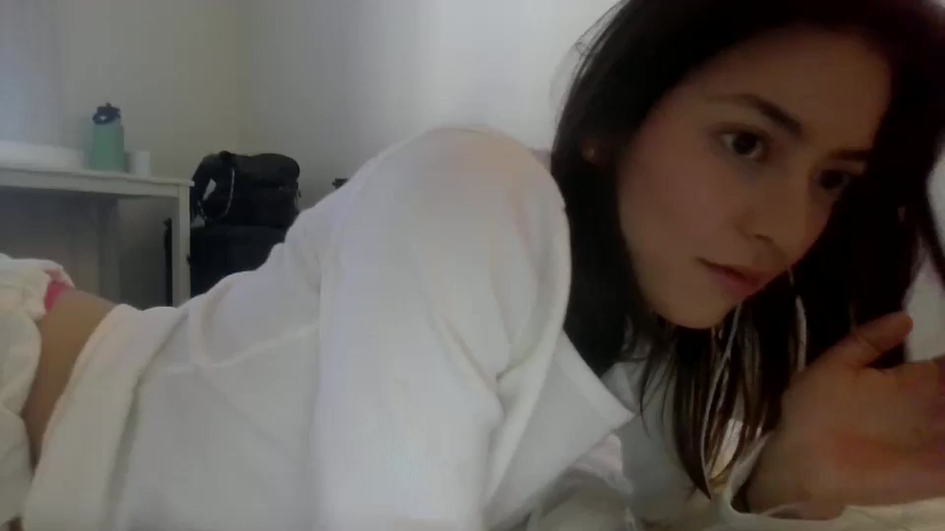 Gallery image thumbnail from partybunny's myfreecams stream on, 09/29/2024, 17:35 image 19 of 20
