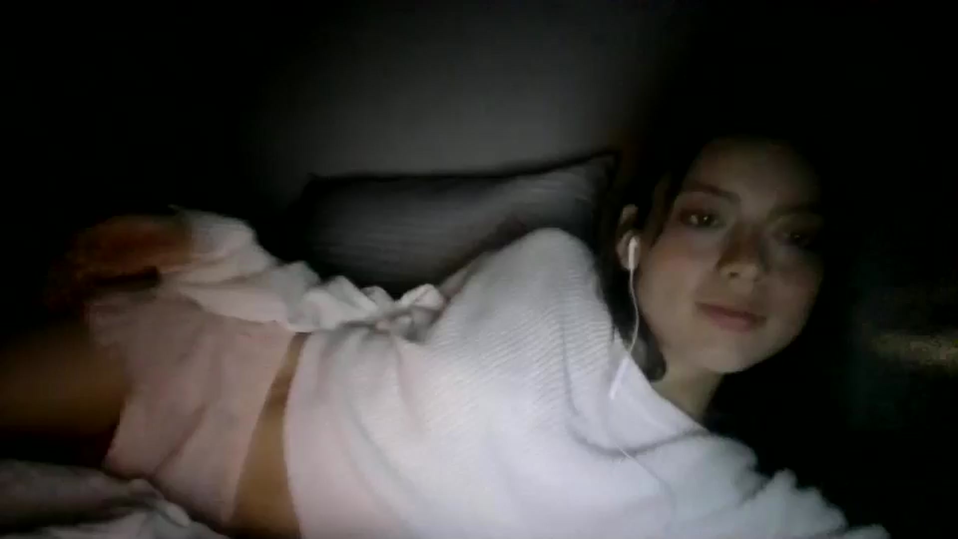 Gallery image thumbnail from partybunny's myfreecams stream on, 09/30/2024, 08:24 image 20 of 20