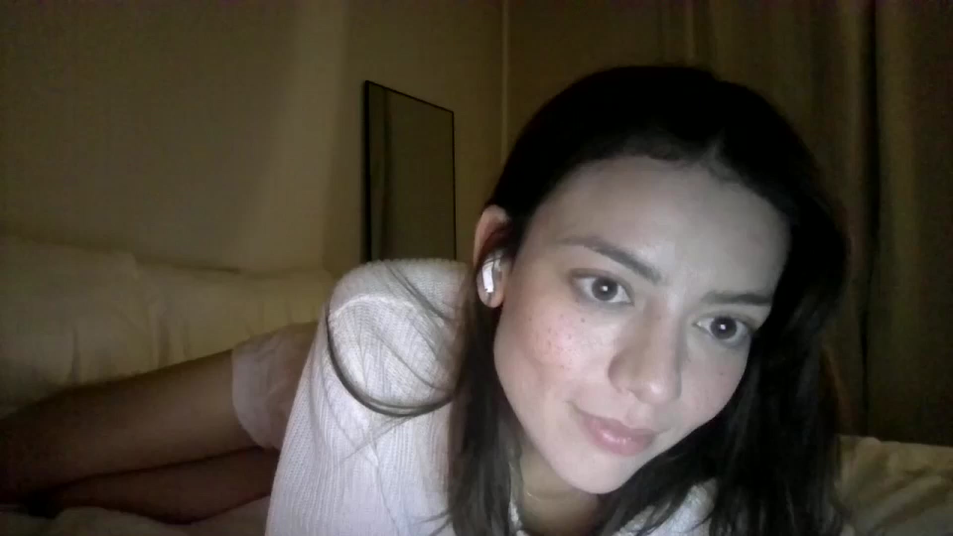Gallery image thumbnail from partybunny's myfreecams stream on, 10/01/2024, 02:58 image 3 of 20