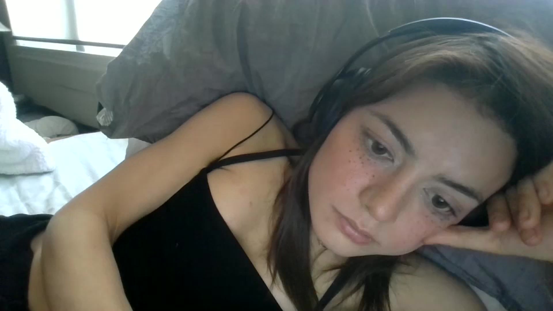 Gallery image thumbnail from partybunny's myfreecams stream on, 10/05/2024, 22:49 image 12 of 20