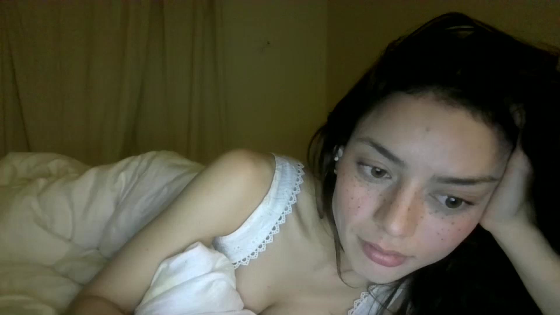 Gallery image thumbnail from partybunny's myfreecams stream on, 10/14/2024, 03:44 image 7 of 20