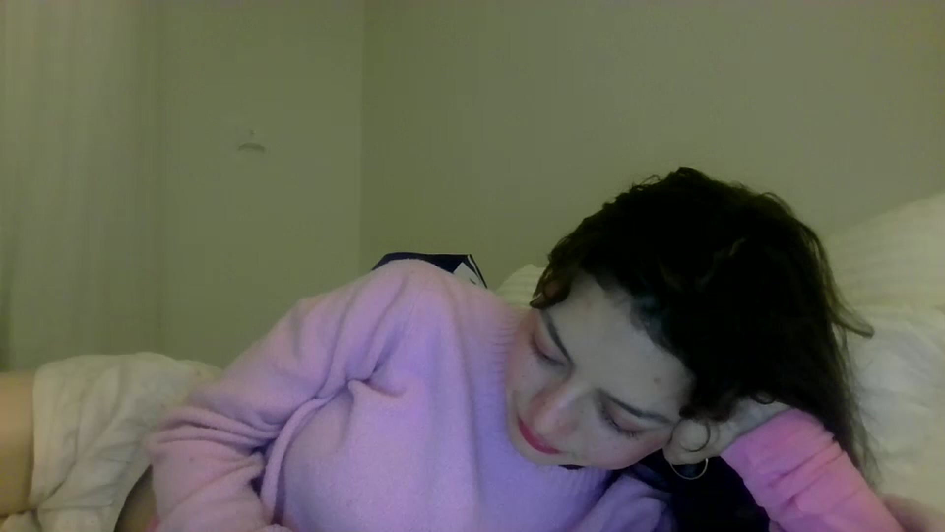 Gallery image thumbnail from partybunny's myfreecams stream on, 10/24/2024, 11:01 image 1 of 20
