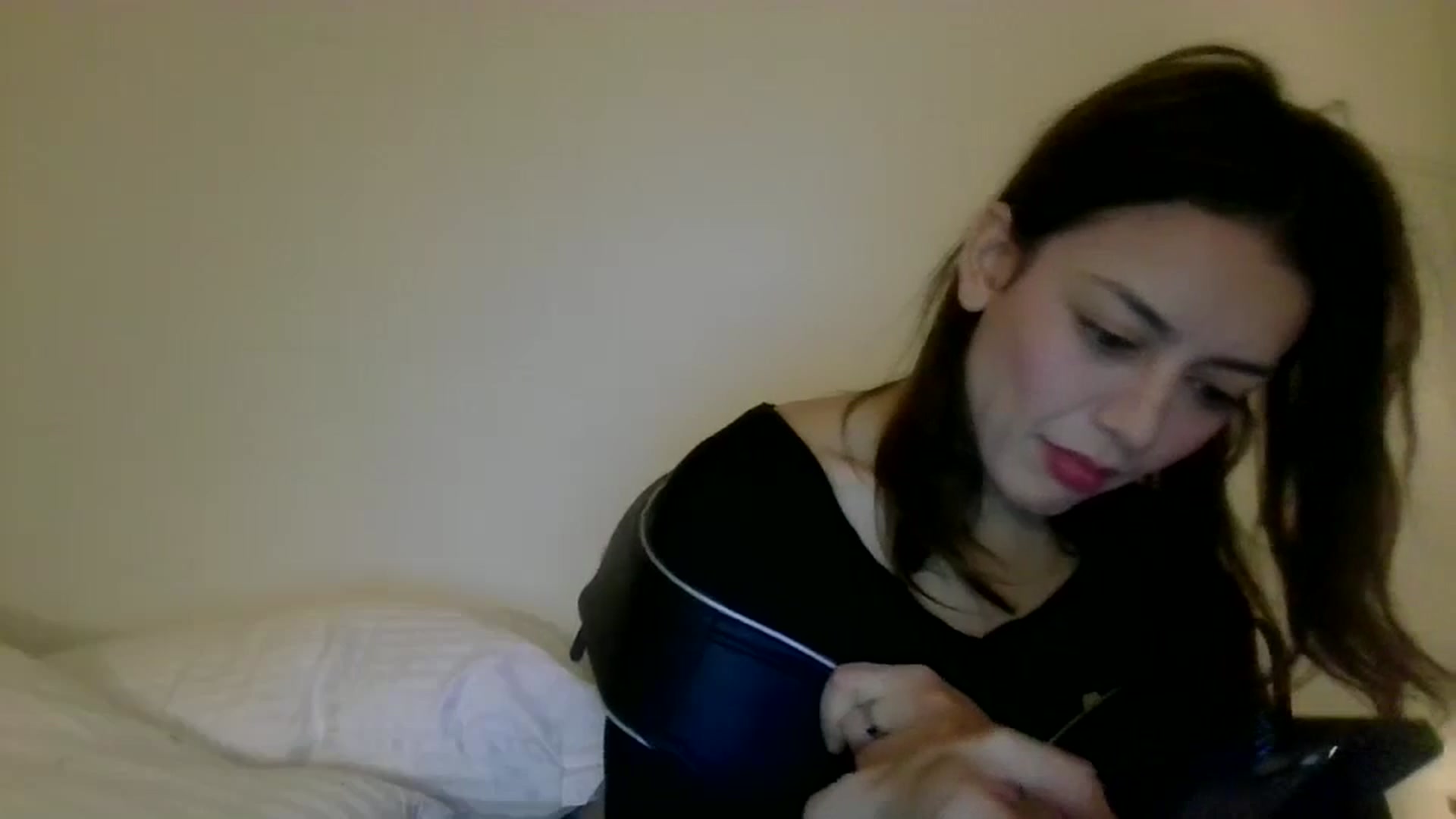 Gallery image thumbnail from partybunny's myfreecams stream on, 11/04/2024, 06:12 image 13 of 20
