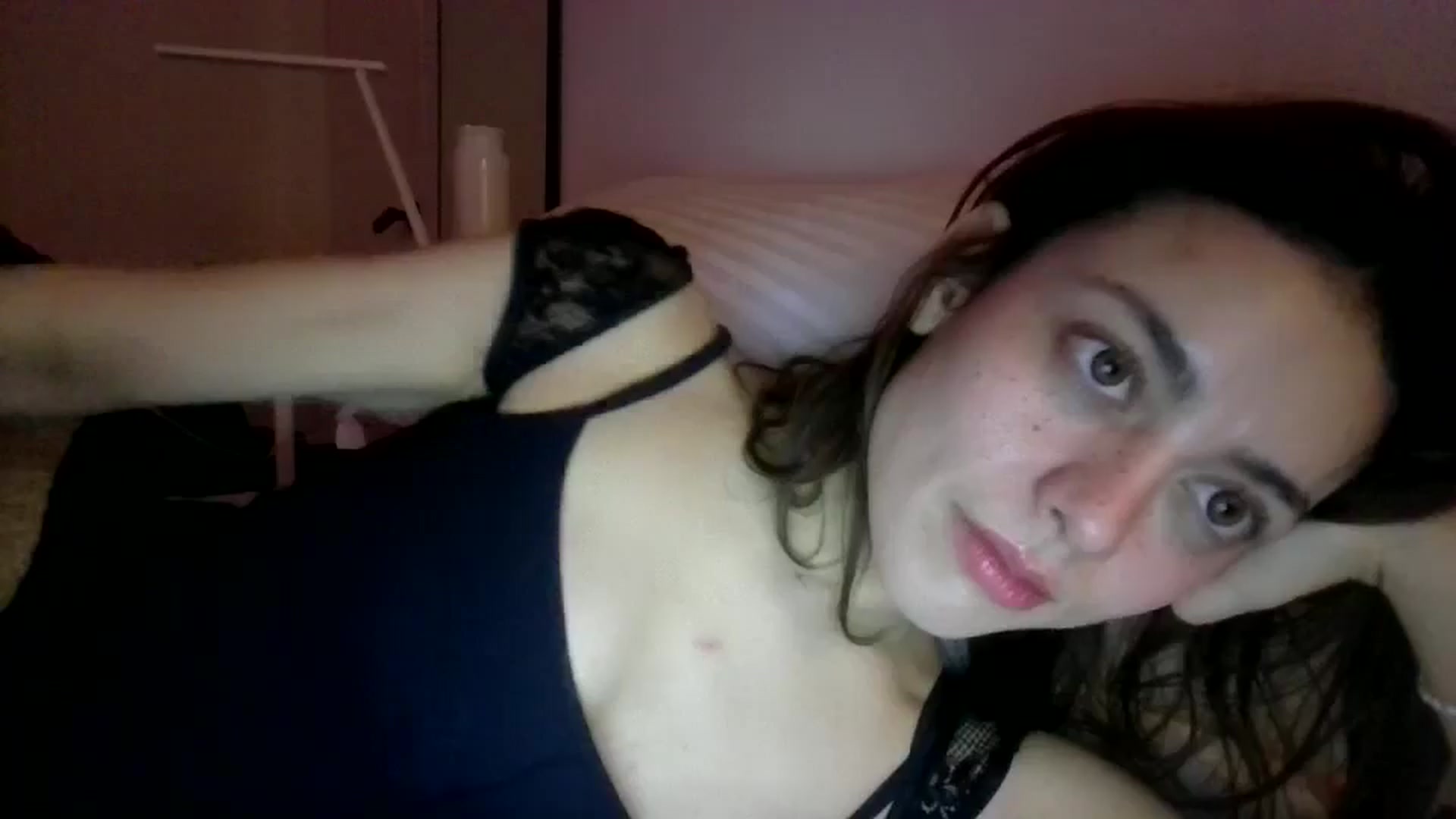 Gallery image thumbnail from partybunny's myfreecams stream on, 11/28/2024, 12:51 image 16 of 20