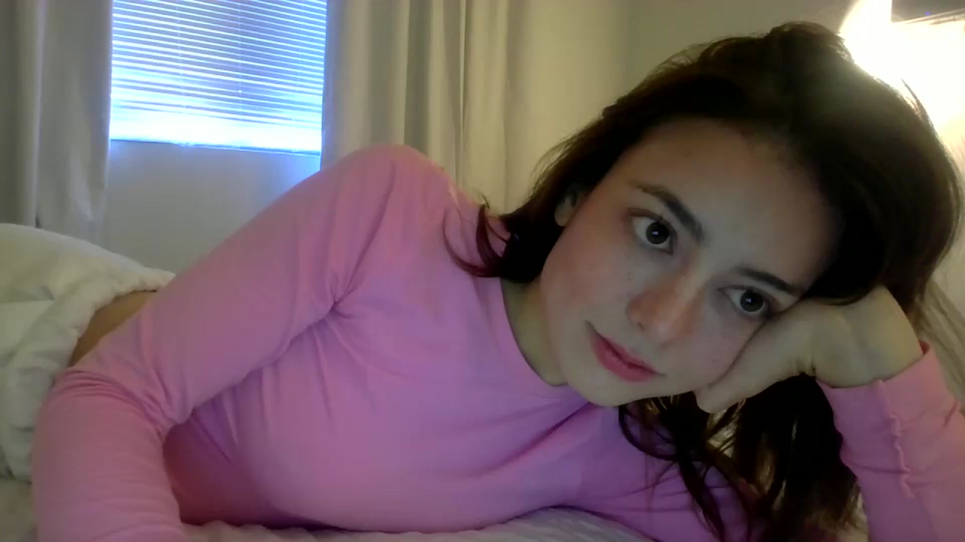 Gallery image thumbnail from partybunny's myfreecams stream on, 12/06/2024, 19:11 image 19 of 20