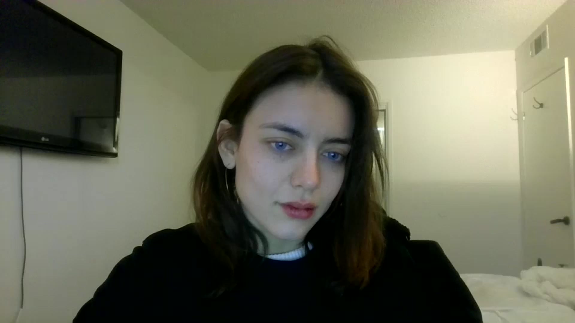 Gallery image thumbnail from partybunny's myfreecams stream on, 12/24/2024, 18:11 image 11 of 20
