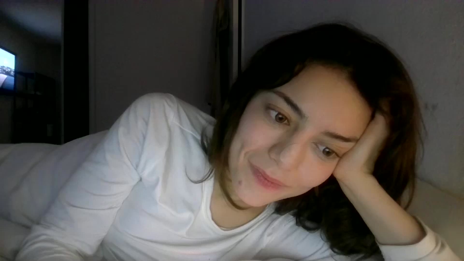 Gallery image thumbnail from partybunny's myfreecams stream on, 12/30/2024, 08:55 image 3 of 20