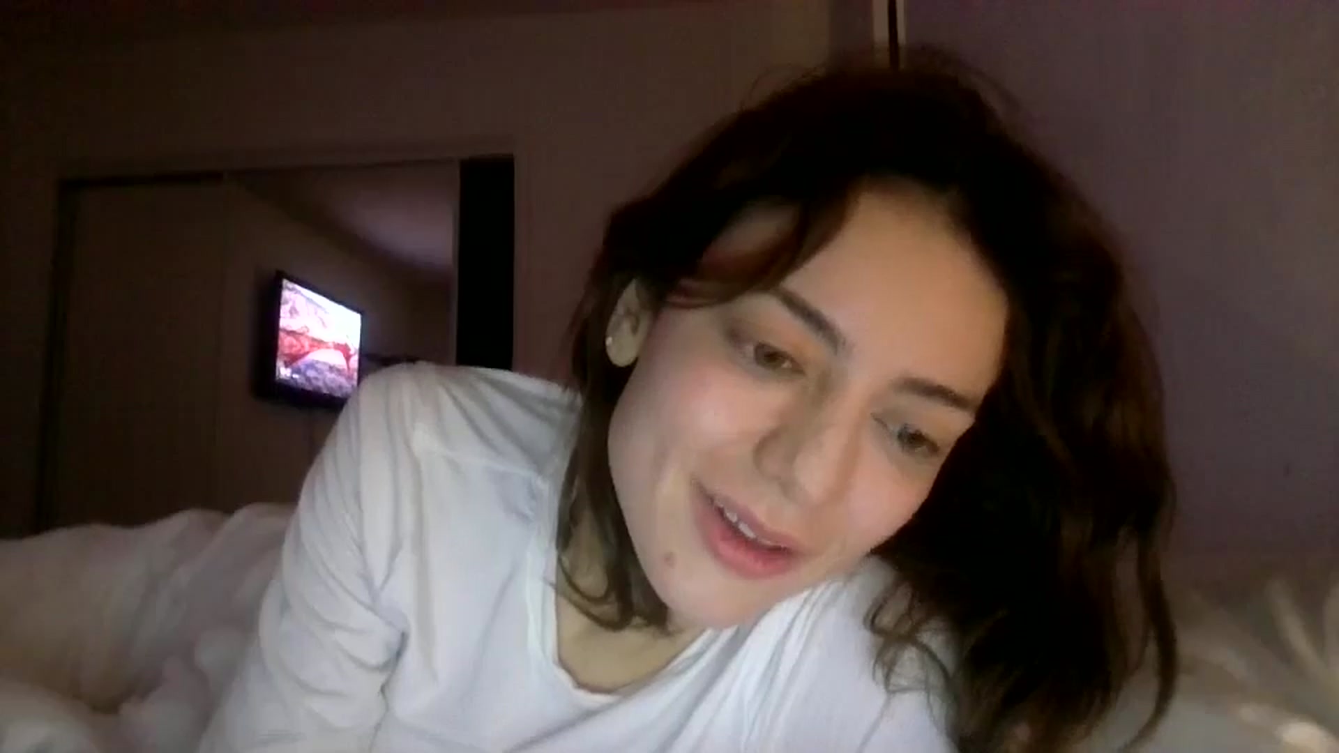 Gallery image thumbnail from partybunny's myfreecams stream on, 12/30/2024, 08:55 image 17 of 20