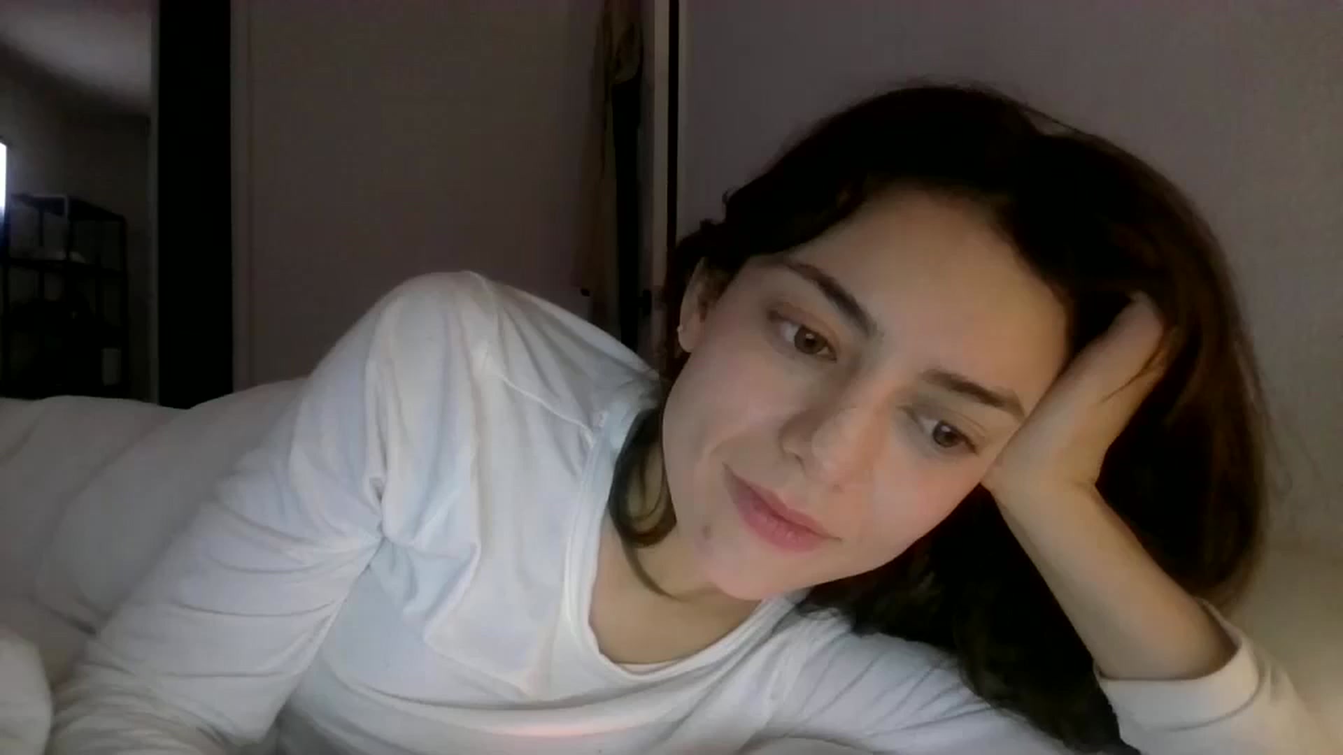 Gallery image thumbnail from partybunny's myfreecams stream on, 12/30/2024, 08:55 image 10 of 20