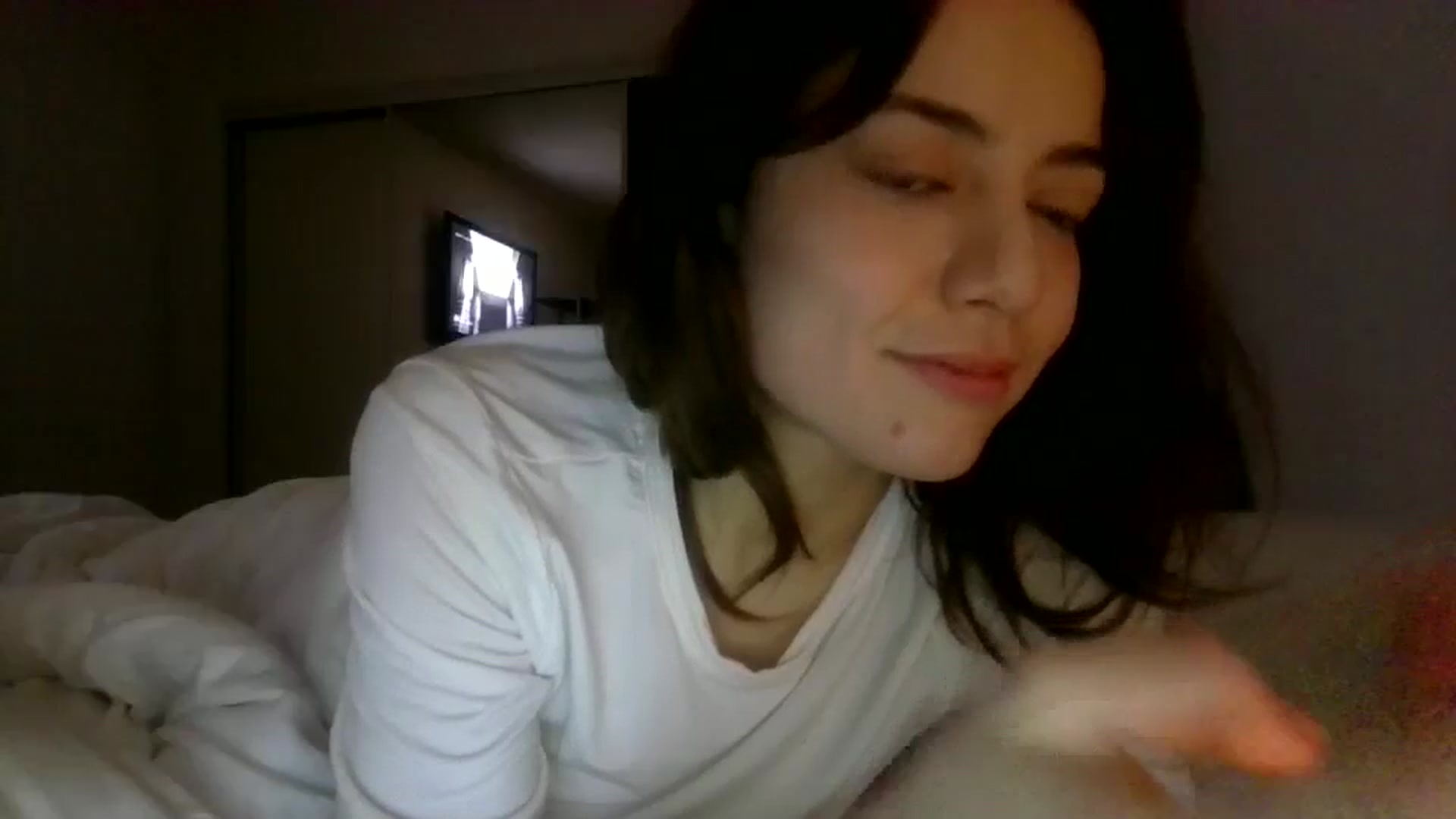 Gallery image thumbnail from partybunny's myfreecams stream on, 12/30/2024, 08:55 image 14 of 20