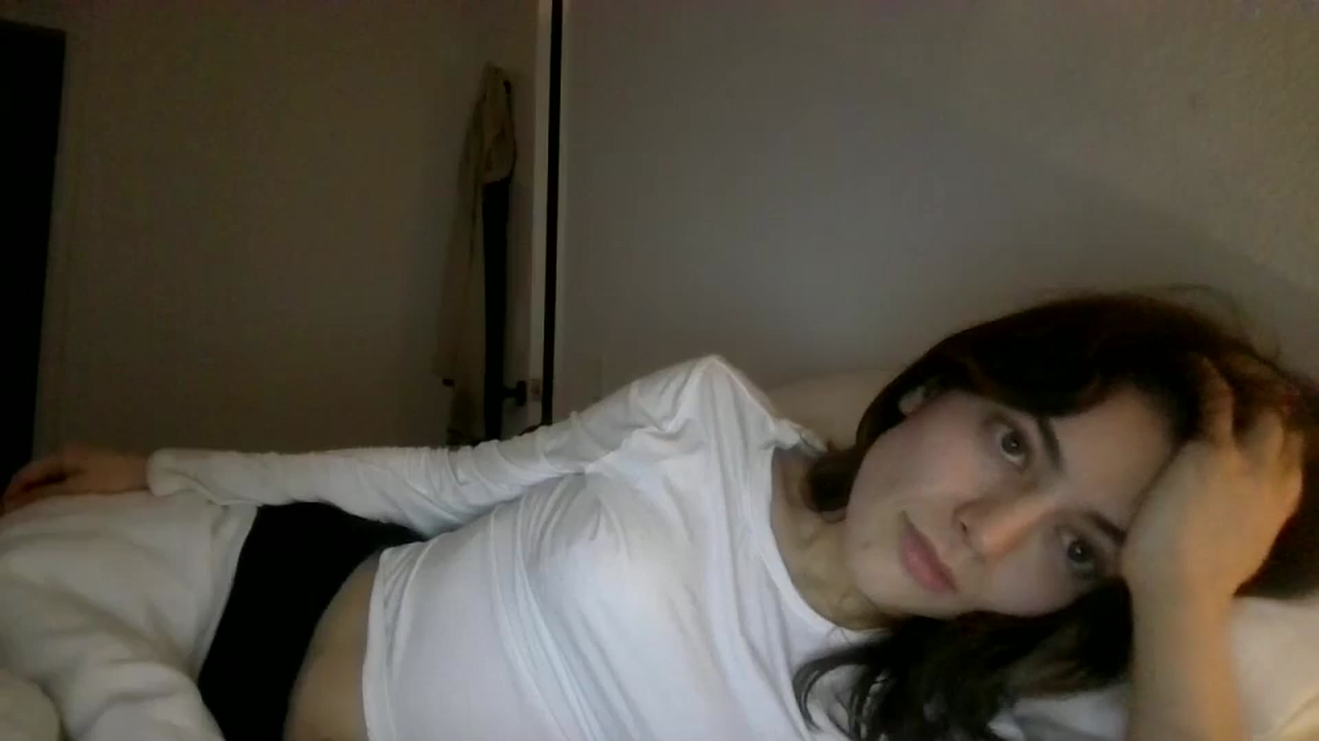 Gallery image thumbnail from partybunny's myfreecams stream on, 12/30/2024, 10:07 image 9 of 20