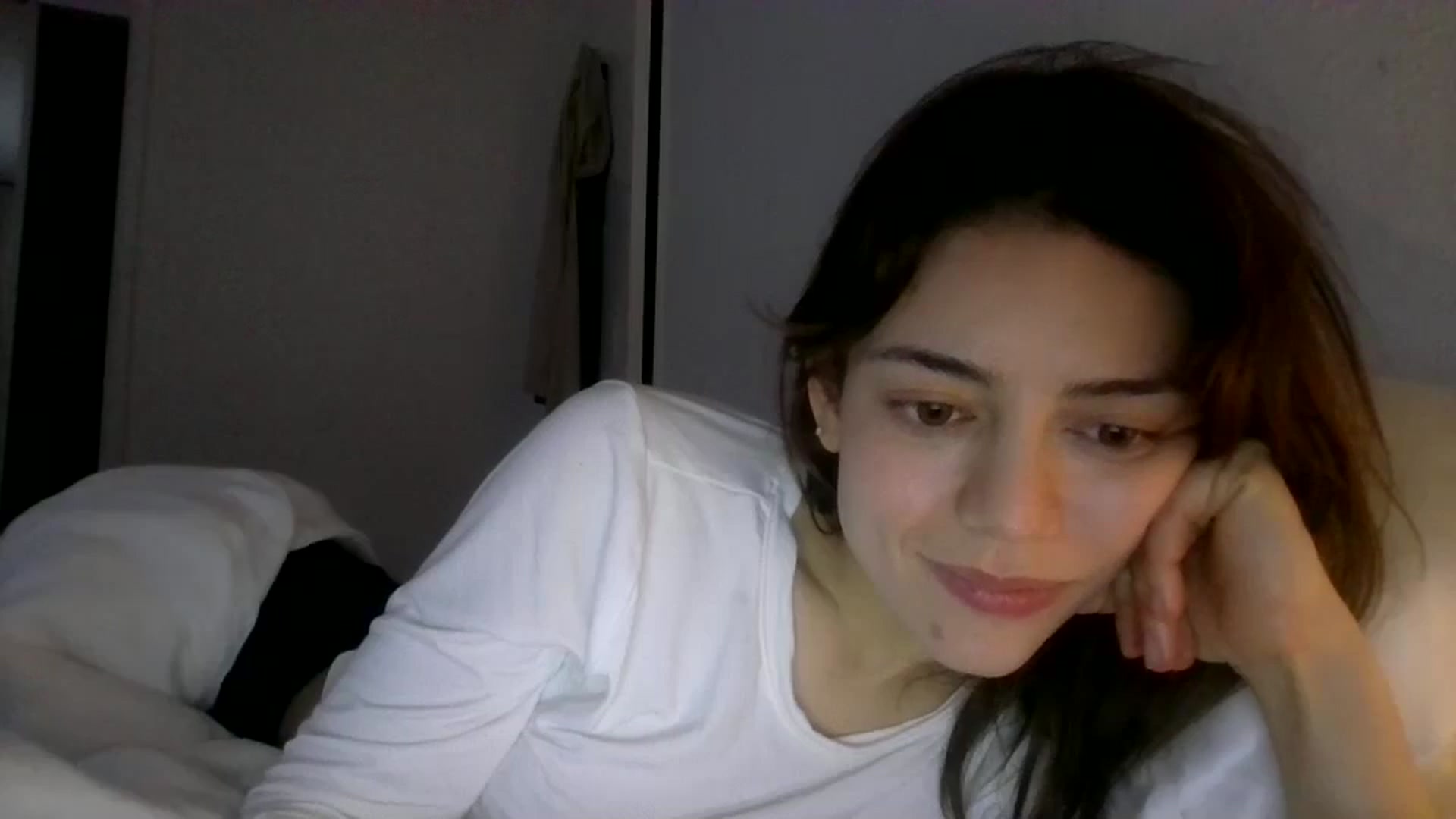 Gallery image thumbnail from partybunny's myfreecams stream on, 12/30/2024, 10:07 image 7 of 20