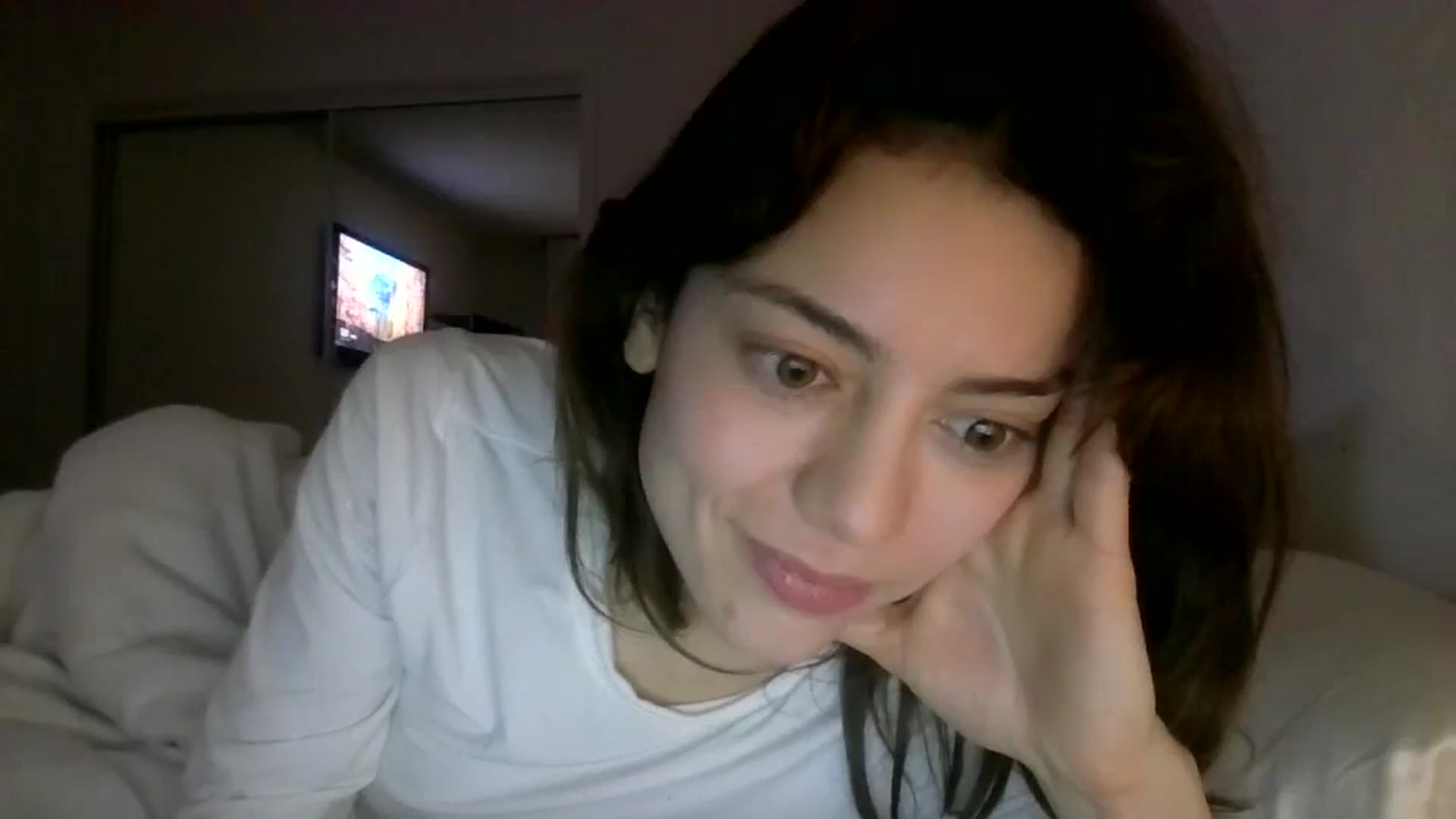 Gallery image thumbnail from partybunny's myfreecams stream on, 12/30/2024, 10:07 image 17 of 20