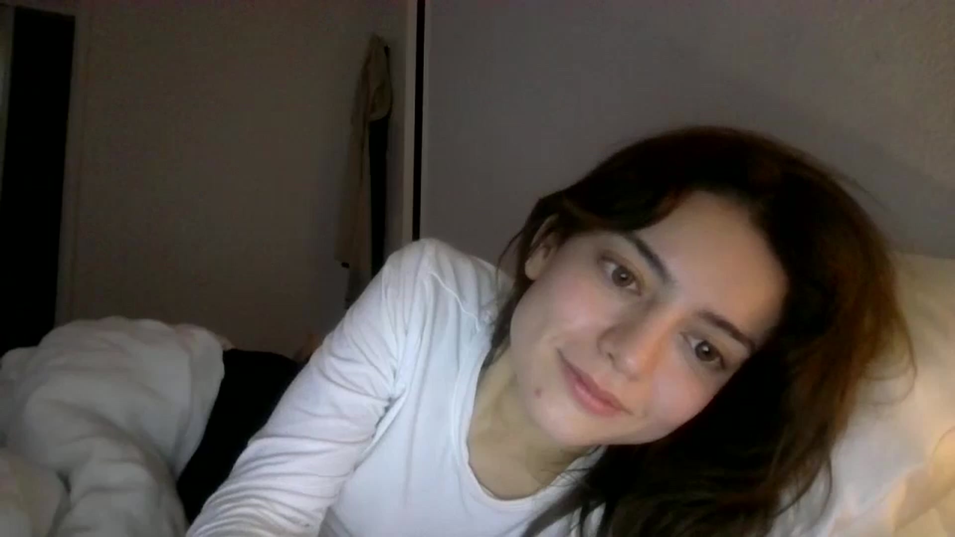 Gallery image thumbnail from partybunny's myfreecams stream on, 12/30/2024, 10:07 image 8 of 20