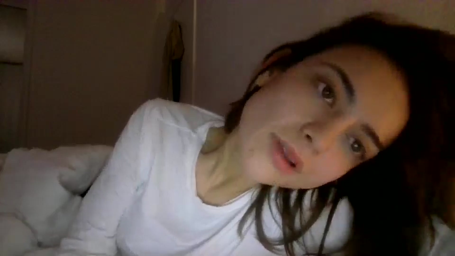 Gallery image thumbnail from partybunny's myfreecams stream on, 12/30/2024, 10:07 image 11 of 20