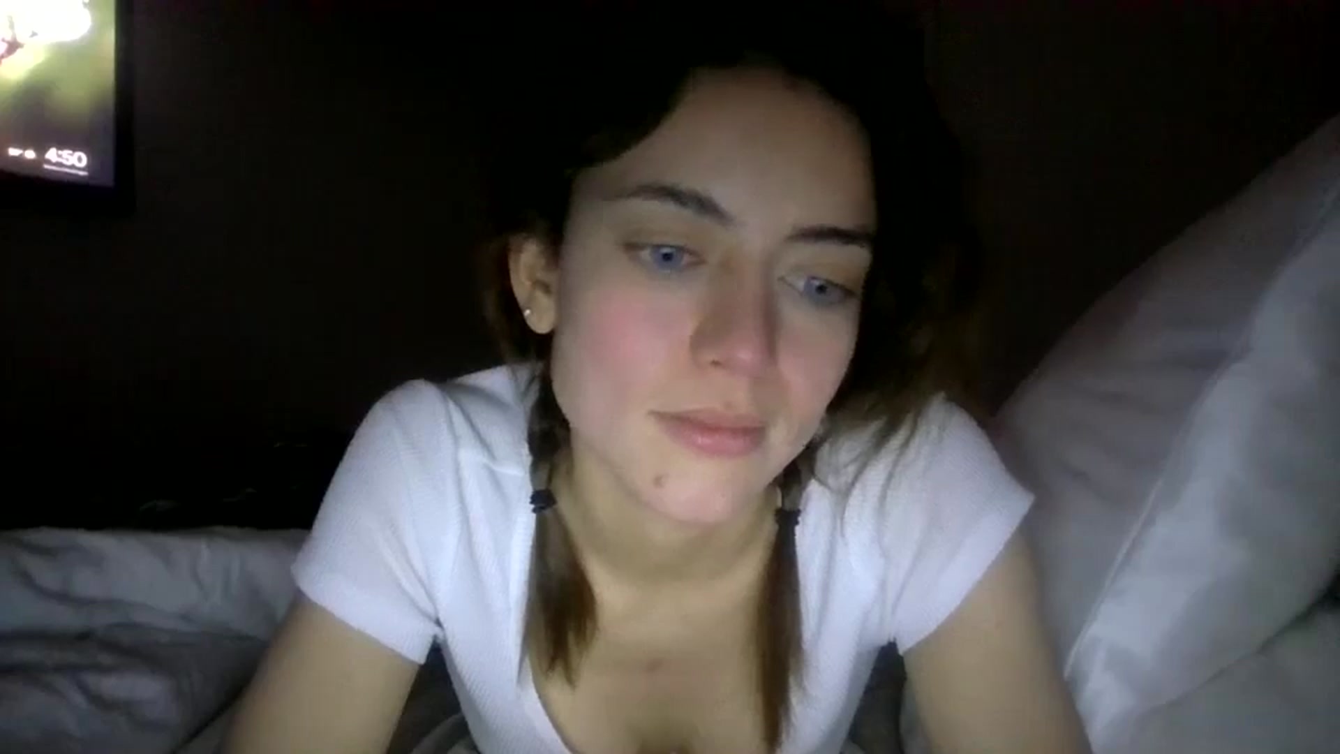 Gallery image thumbnail from partybunny's myfreecams stream on, 12/31/2024, 01:04 image 5 of 20