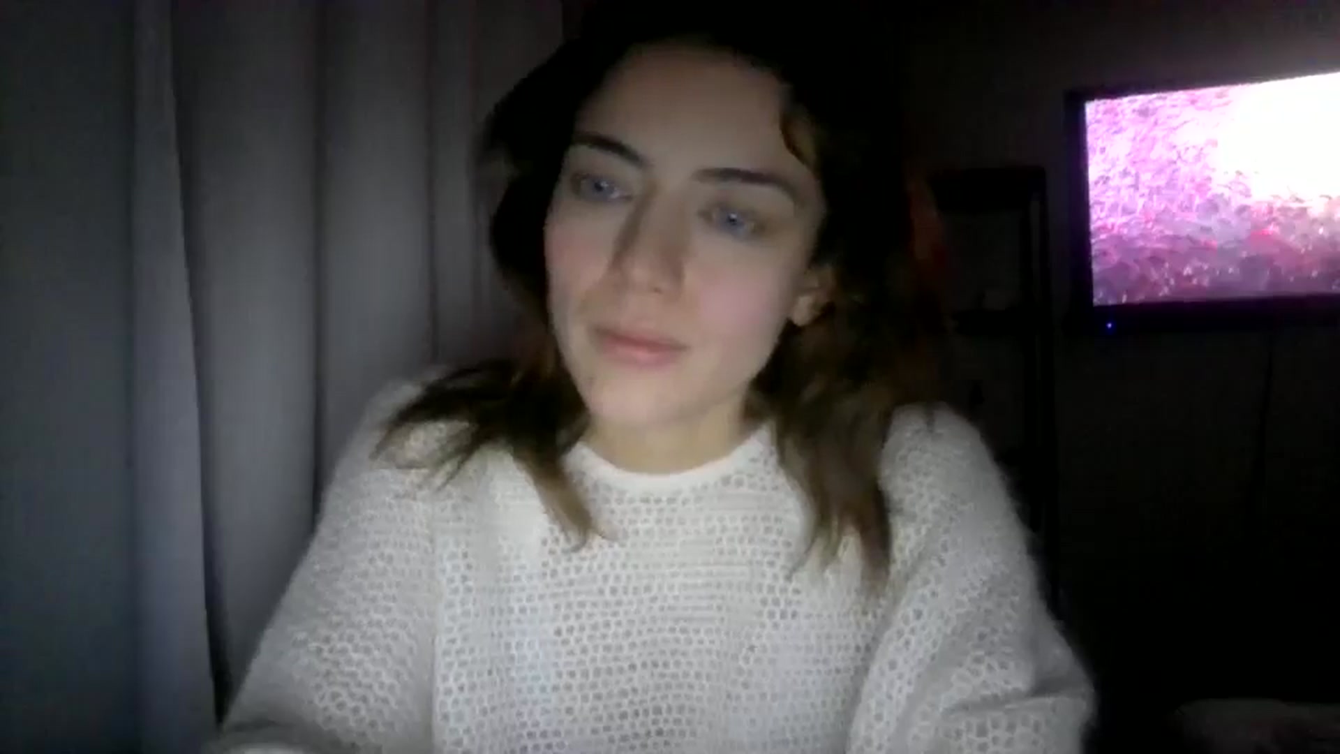 Gallery image thumbnail from partybunny's myfreecams stream on, 12/31/2024, 01:32 image 3 of 20