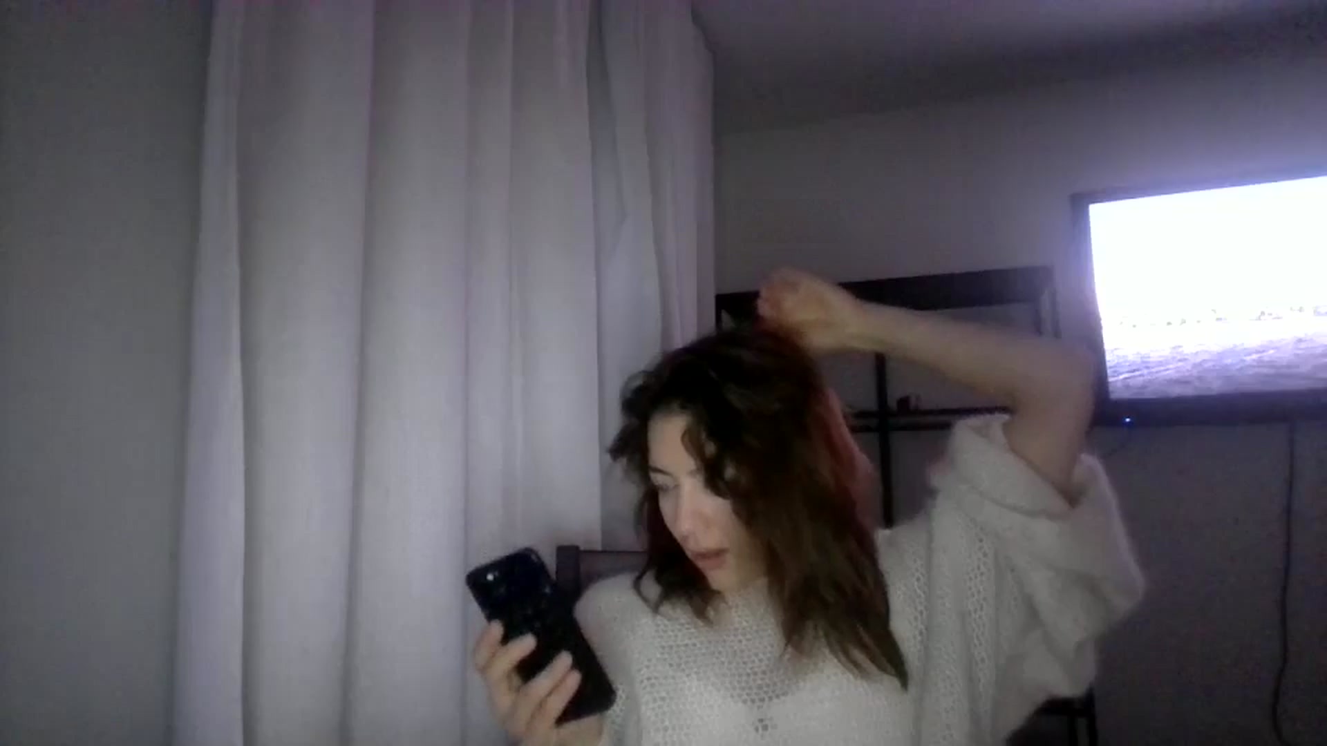 Gallery image thumbnail from partybunny's myfreecams stream on, 12/31/2024, 01:32 image 16 of 20