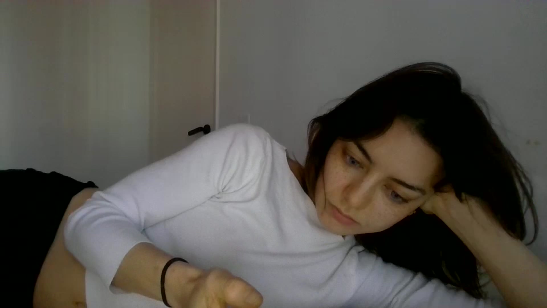 Gallery image thumbnail from partybunny's myfreecams stream on, 01/01/2025, 19:09 image 11 of 20