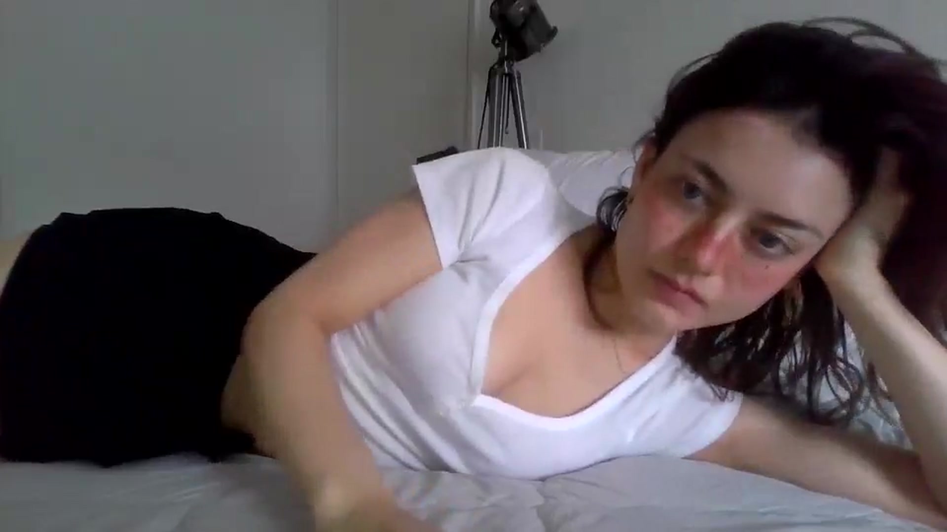 Gallery image thumbnail from partybunny's myfreecams stream on, 03/30/2025, 23:43 image 7 of 20