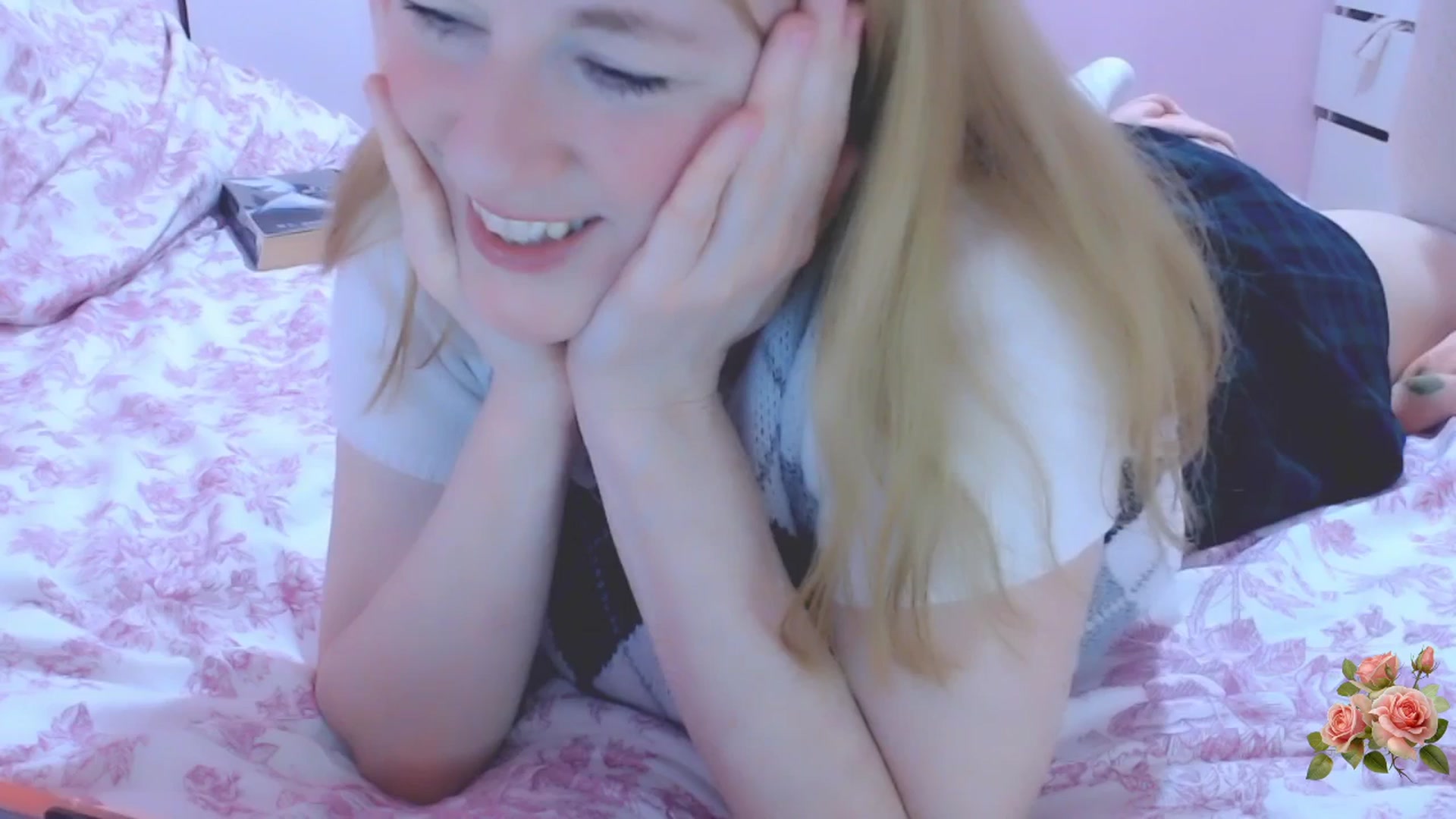 Gallery image thumbnail from pas_de_cat's myfreecams stream on, 08/19/2025, 21:42 image 5 of 20