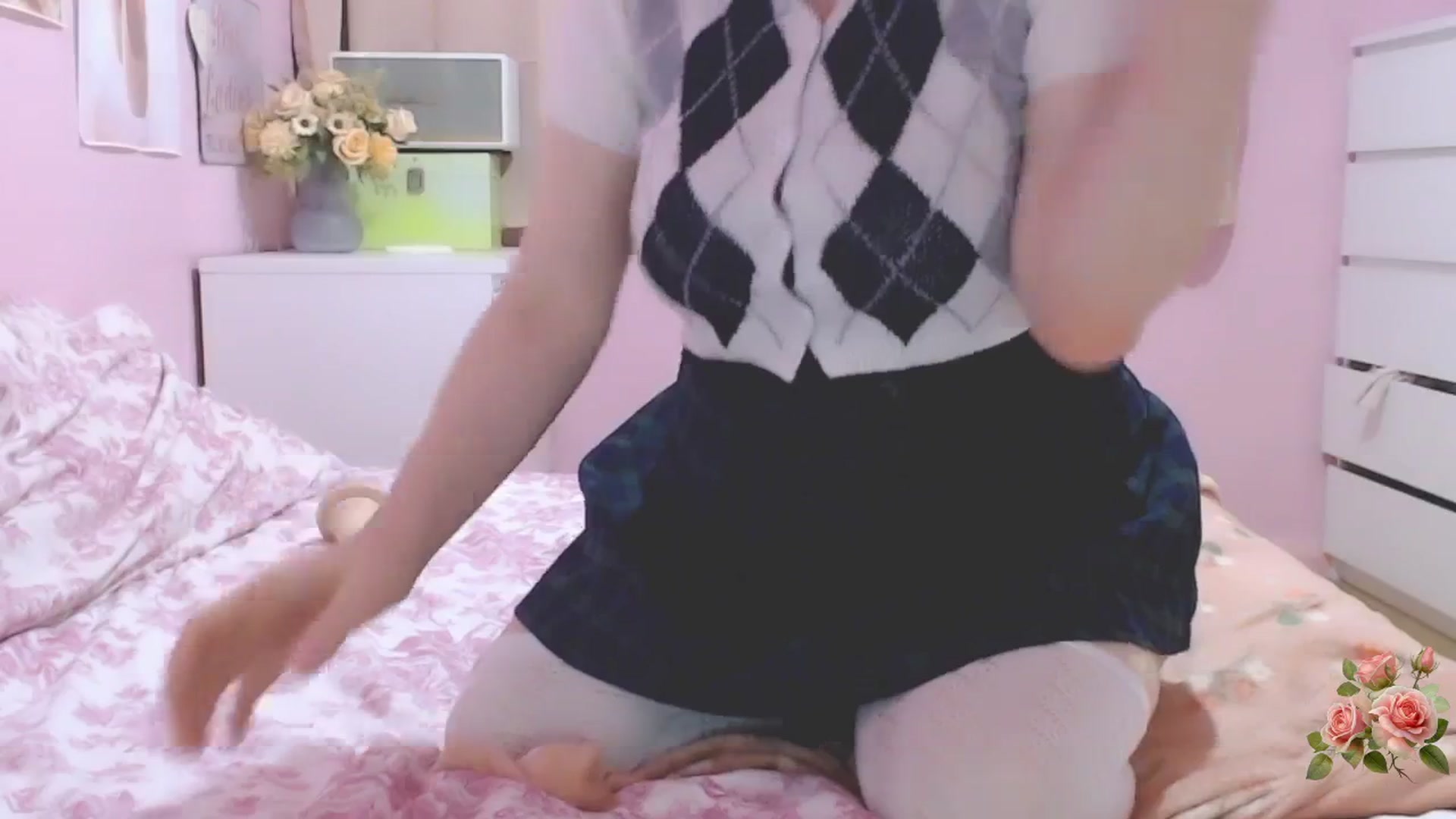 Gallery image thumbnail from pas_de_cat's myfreecams stream on, 08/19/2025, 21:42 image 13 of 20