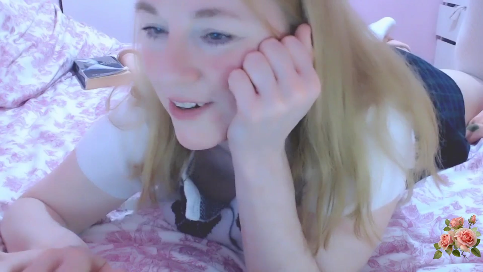 Gallery image thumbnail from pas_de_cat's myfreecams stream on, 08/19/2025, 21:42 image 11 of 20