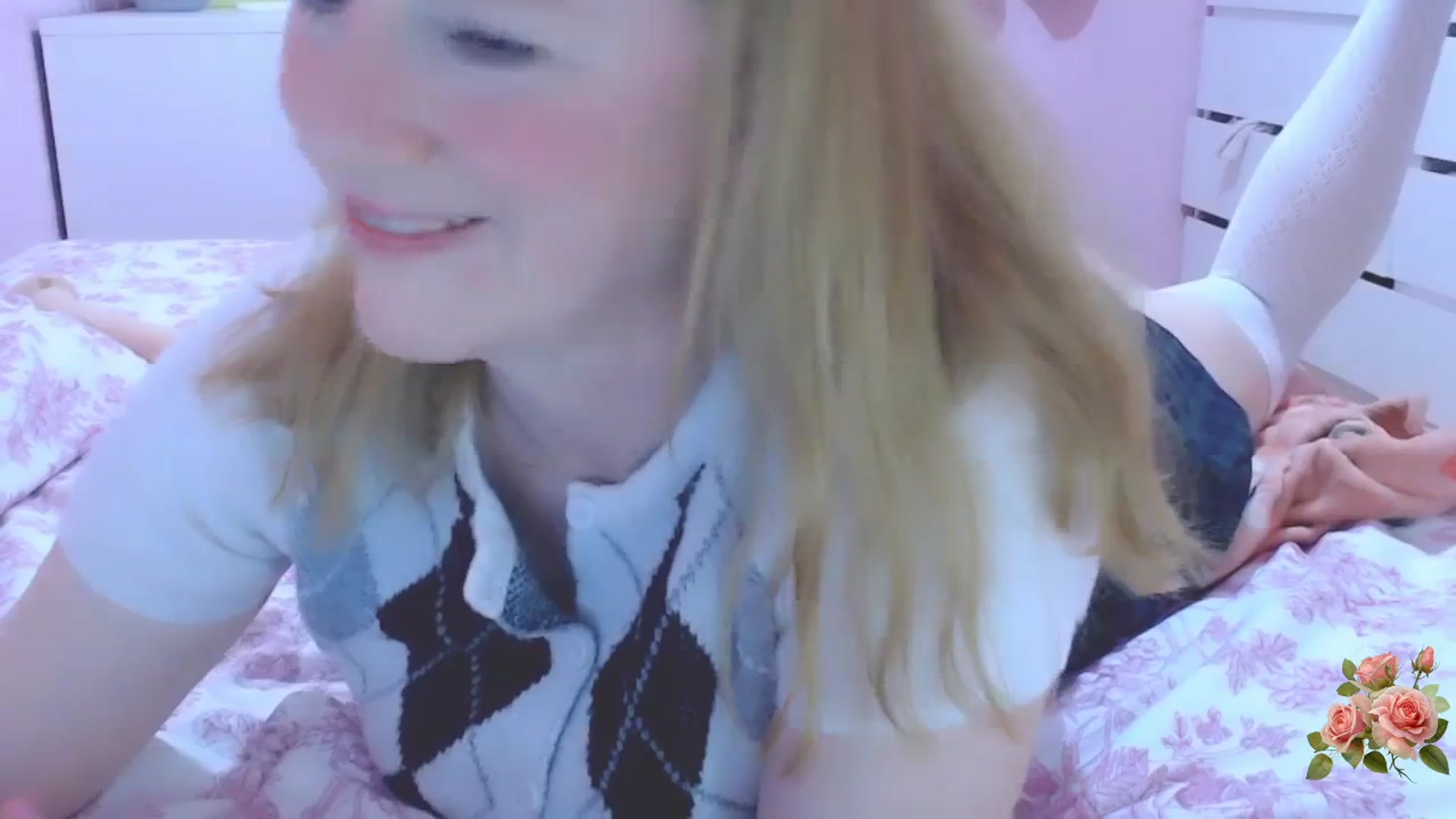 Gallery image thumbnail from pas_de_cat's myfreecams stream on, 08/19/2025, 21:42 image 20 of 20