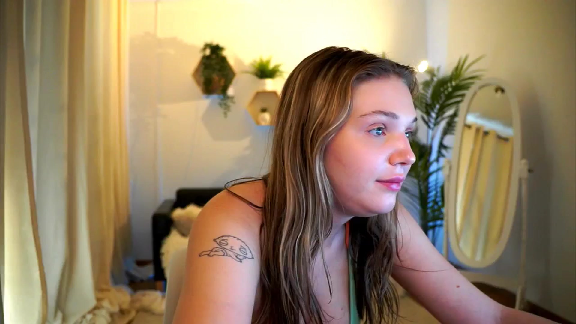 Gallery image thumbnail from passion_show's myfreecams stream on, 08/12/2024, 11:58 image 11 of 20