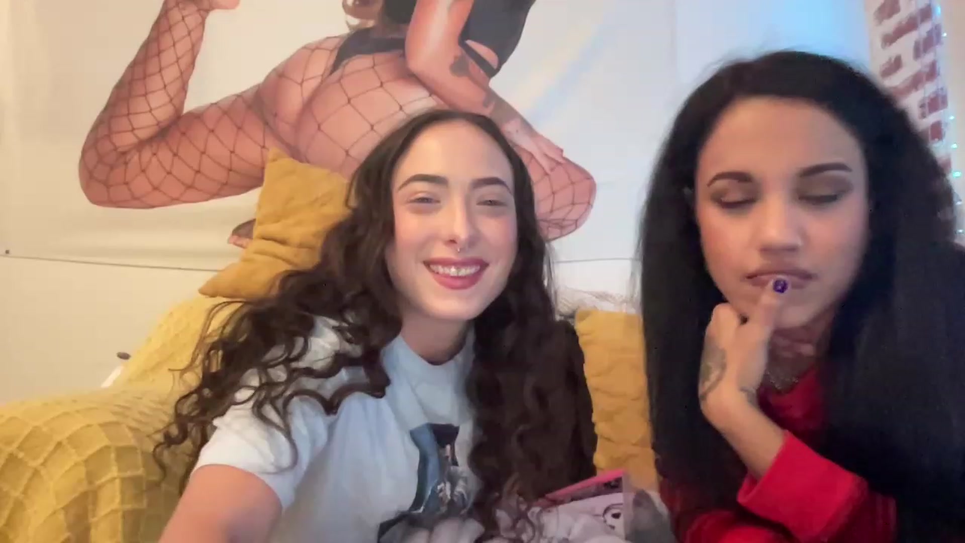 Gallery image thumbnail from pastaslutttt's myfreecams stream on, 01/01/2023, 09:51 image 10 of 20
