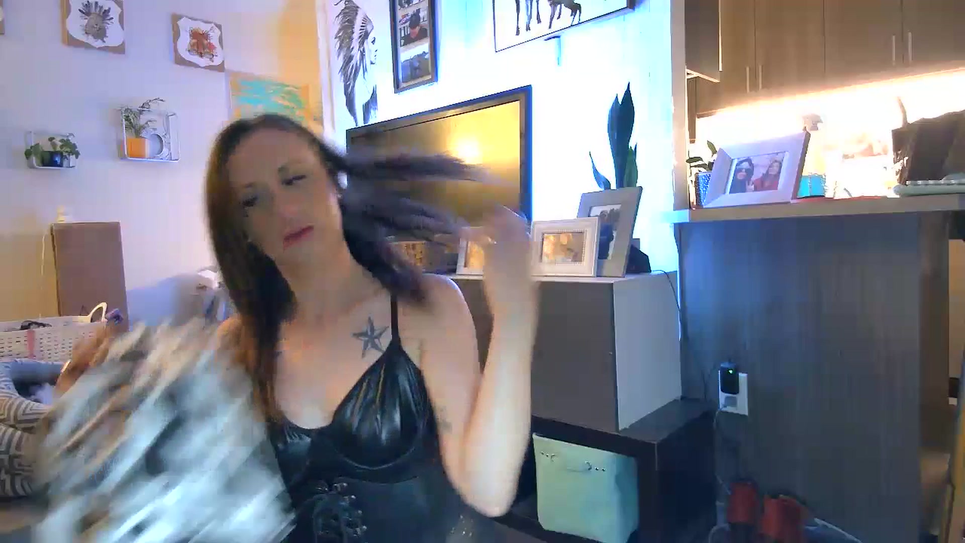 Gallery image thumbnail from peachthereal_'s myfreecams stream on, 07/18/2023, 12:01 image 17 of 20