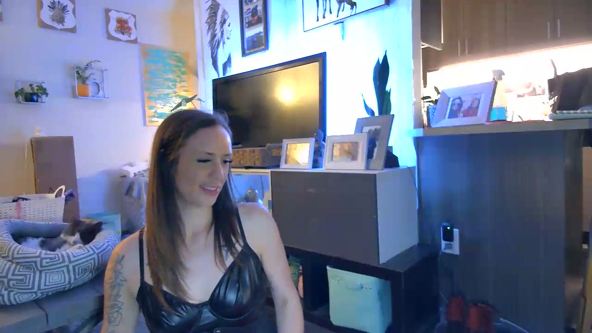 Gallery image thumbnail from peachthereal_'s myfreecams stream on, 07/18/2023, 12:01 image 18 of 20