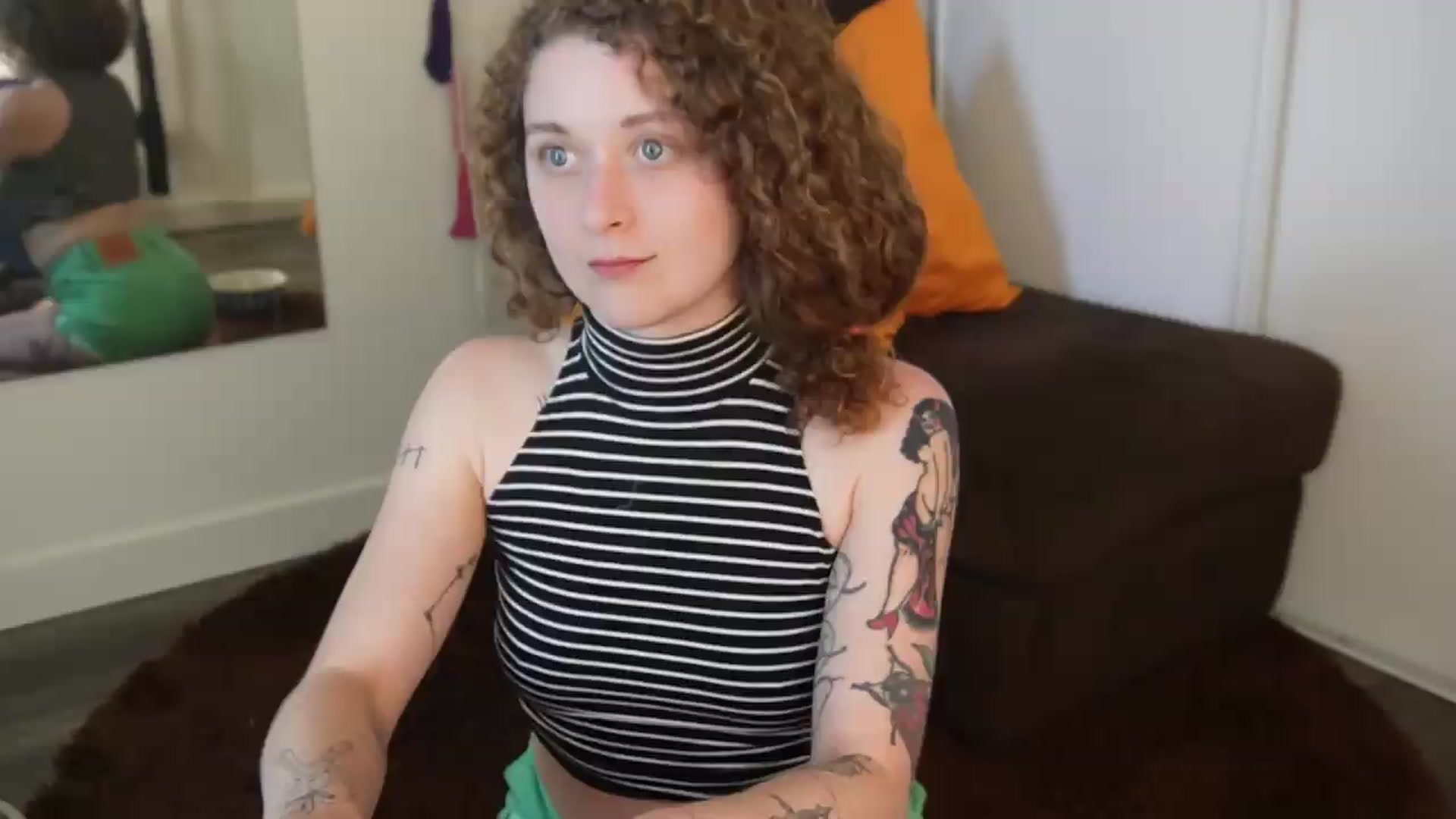 Gallery image thumbnail from peachyqueen's myfreecams stream on, 08/03/2026, 20:11 image 19 of 20