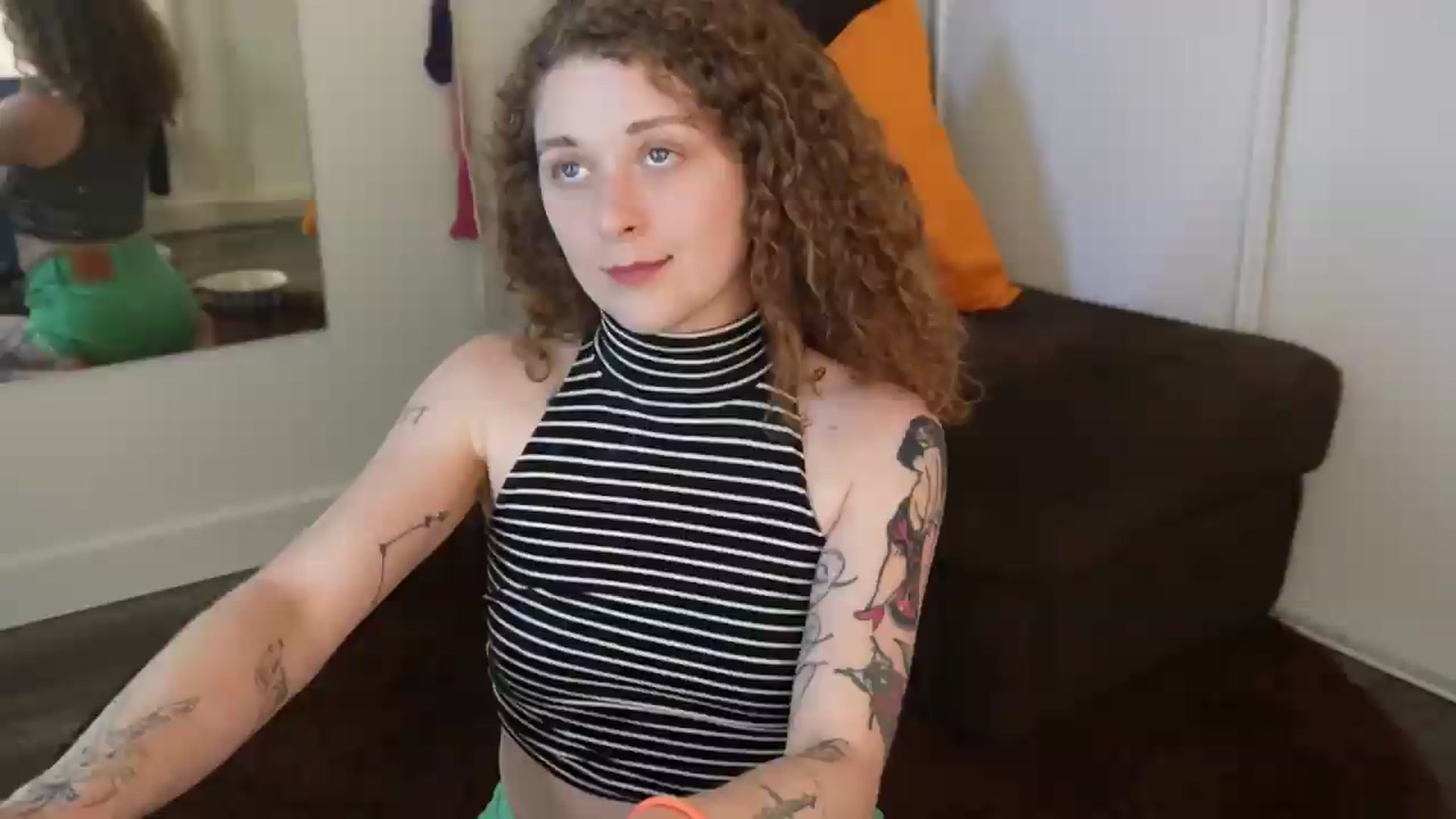 Gallery image thumbnail from peachyqueen's myfreecams stream on, 08/03/2026, 20:11 image 16 of 20