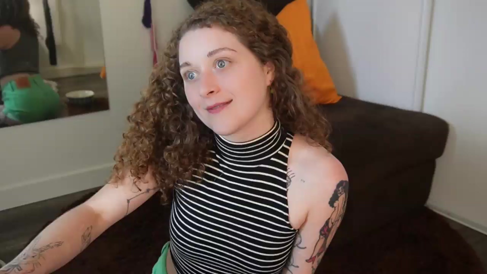 Gallery image thumbnail from peachyqueen's myfreecams stream on, 08/03/2026, 20:11 image 13 of 20