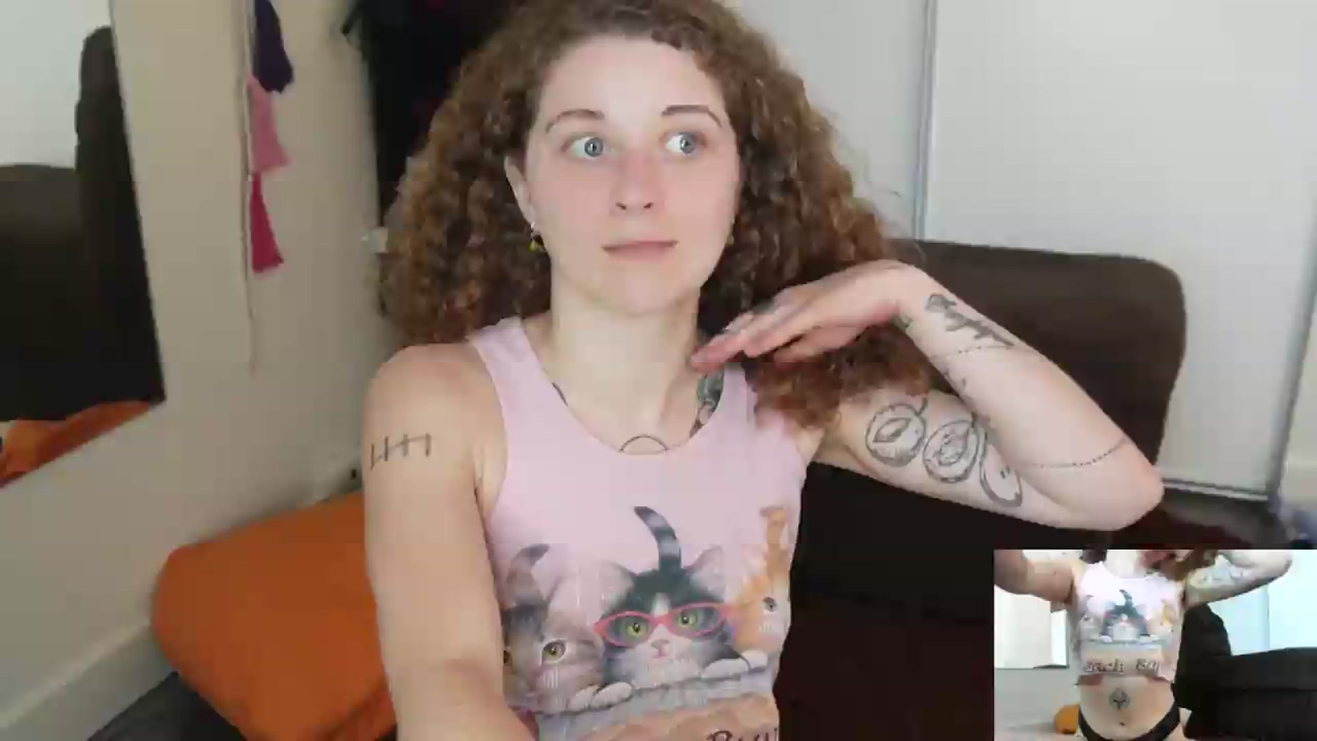 Gallery image thumbnail from peachyqueen's myfreecams stream on, 08/04/2026, 23:09 image 10 of 20