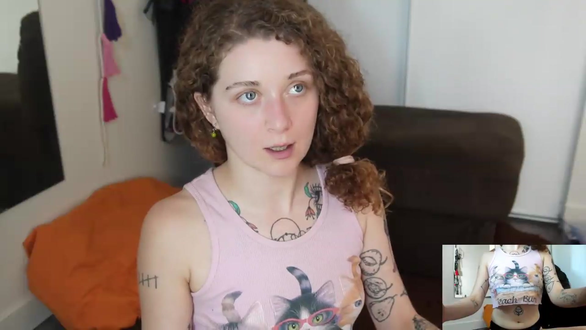 Gallery image thumbnail from peachyqueen's myfreecams stream on, 08/04/2026, 23:09 image 3 of 20
