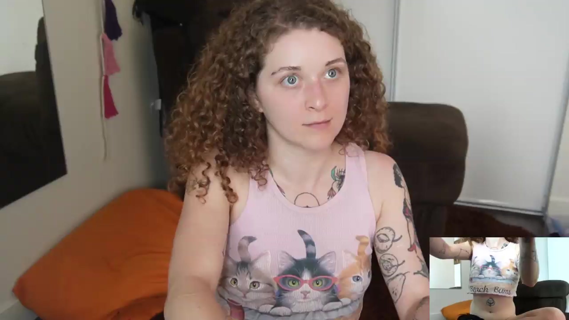 Gallery image thumbnail from peachyqueen's myfreecams stream on, 08/04/2026, 23:28 image 17 of 20