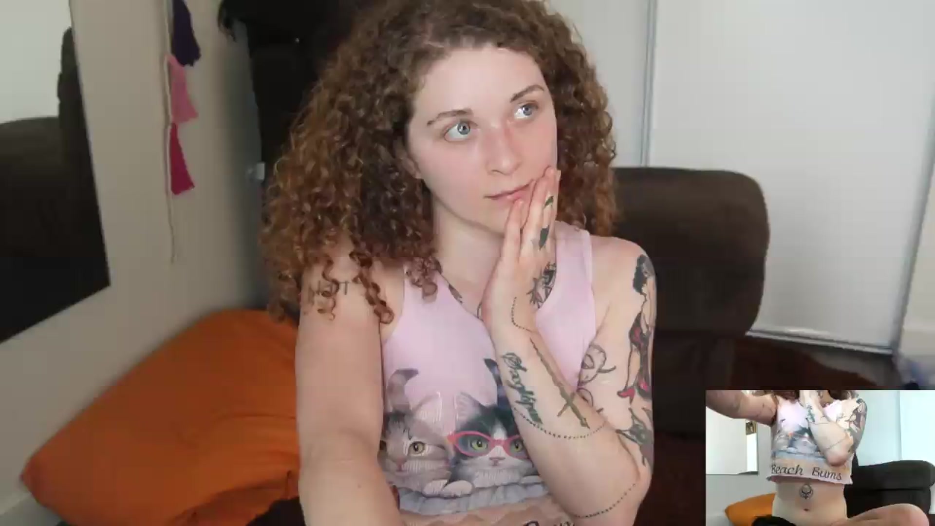 Gallery image thumbnail from peachyqueen's myfreecams stream on, 08/04/2026, 23:28 image 16 of 20
