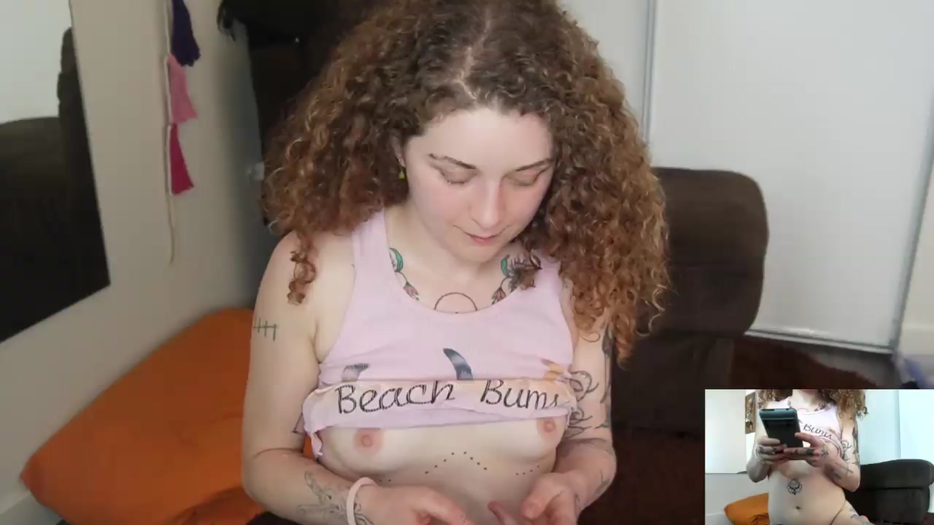 Gallery image thumbnail from peachyqueen's myfreecams stream on, 08/04/2026, 23:28 image 8 of 20