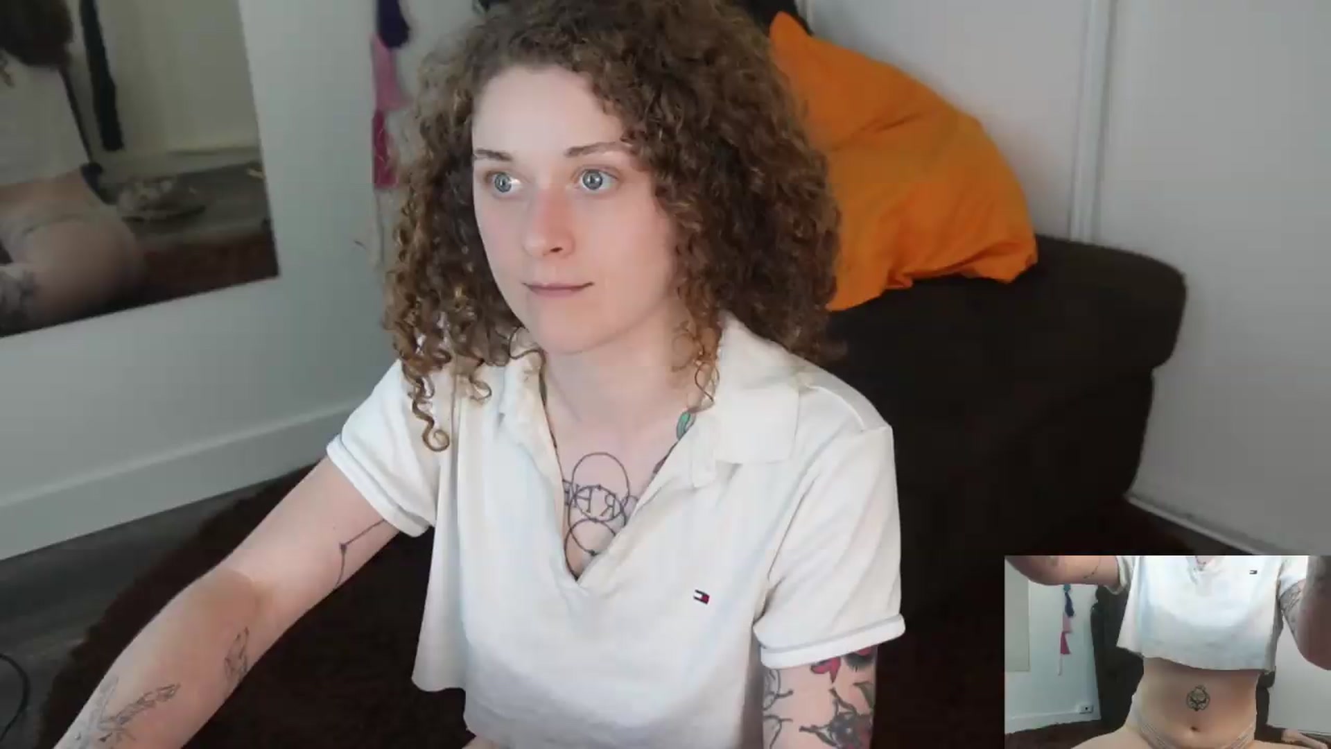 Gallery image thumbnail from peachyqueen's myfreecams stream on, 08/06/2026, 24:06 image 4 of 20