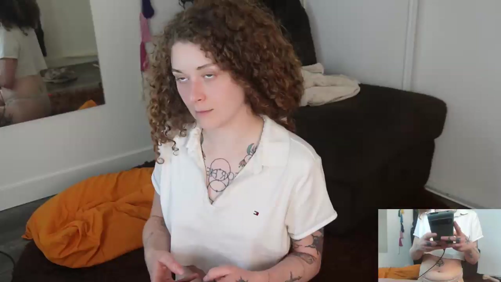 Gallery image thumbnail from peachyqueen's myfreecams stream on, 08/06/2026, 24:06 image 14 of 20