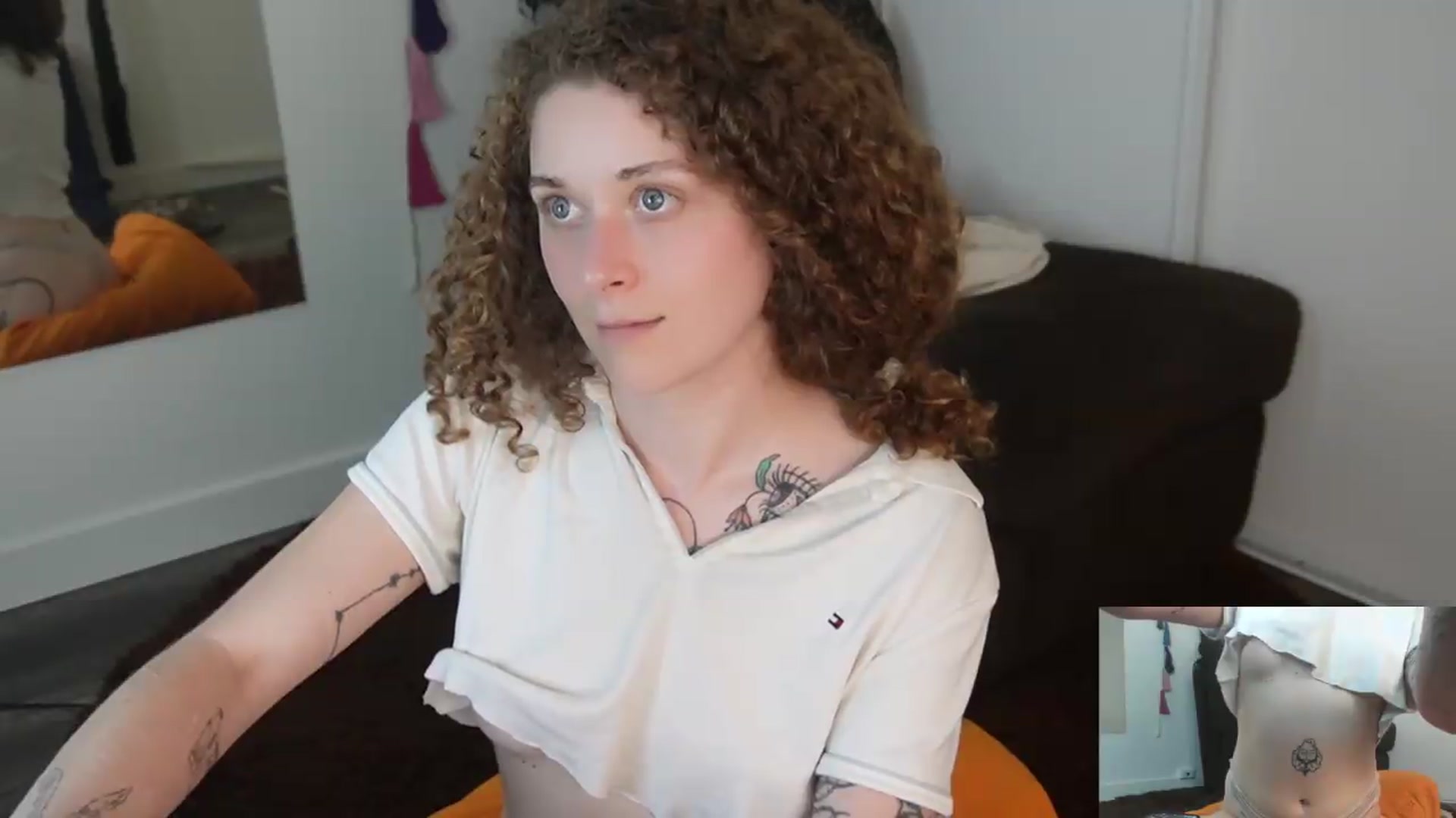 Gallery image thumbnail from peachyqueen's myfreecams stream on, 08/06/2026, 24:06 image 18 of 20