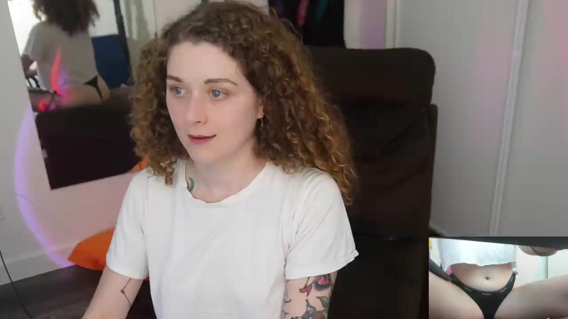 Gallery image thumbnail from peachyqueen's myfreecams stream on, 08/06/2026, 21:40 image 2 of 20