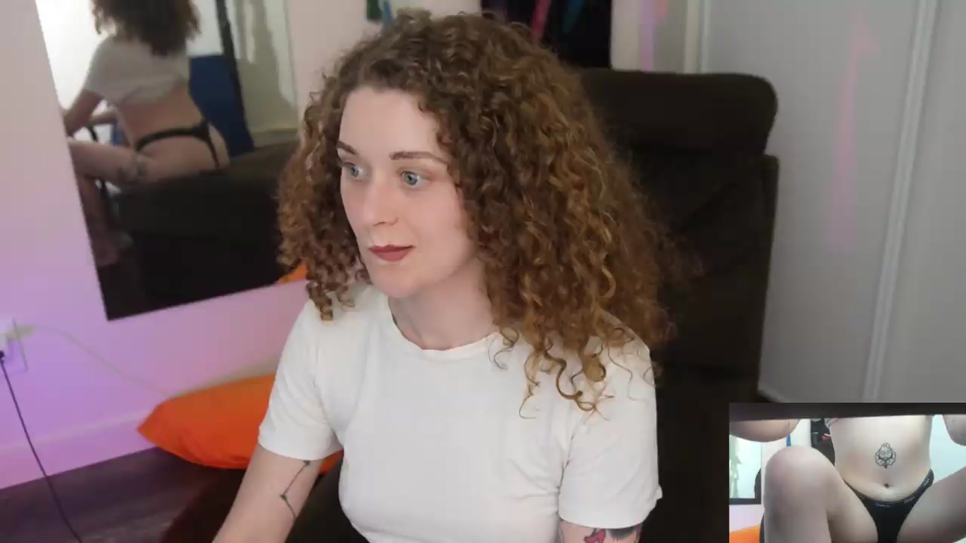 Gallery image thumbnail from peachyqueen's myfreecams stream on, 08/06/2026, 23:25 image 5 of 20