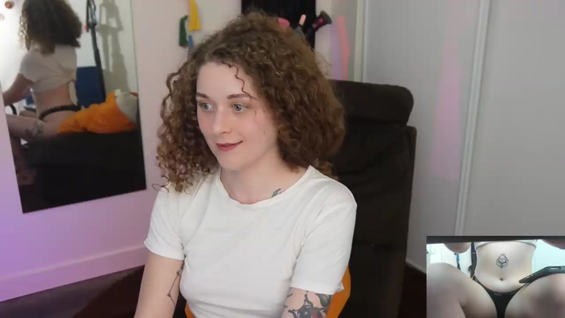 Gallery image thumbnail from peachyqueen's myfreecams stream on, 08/06/2026, 23:25 image 20 of 20