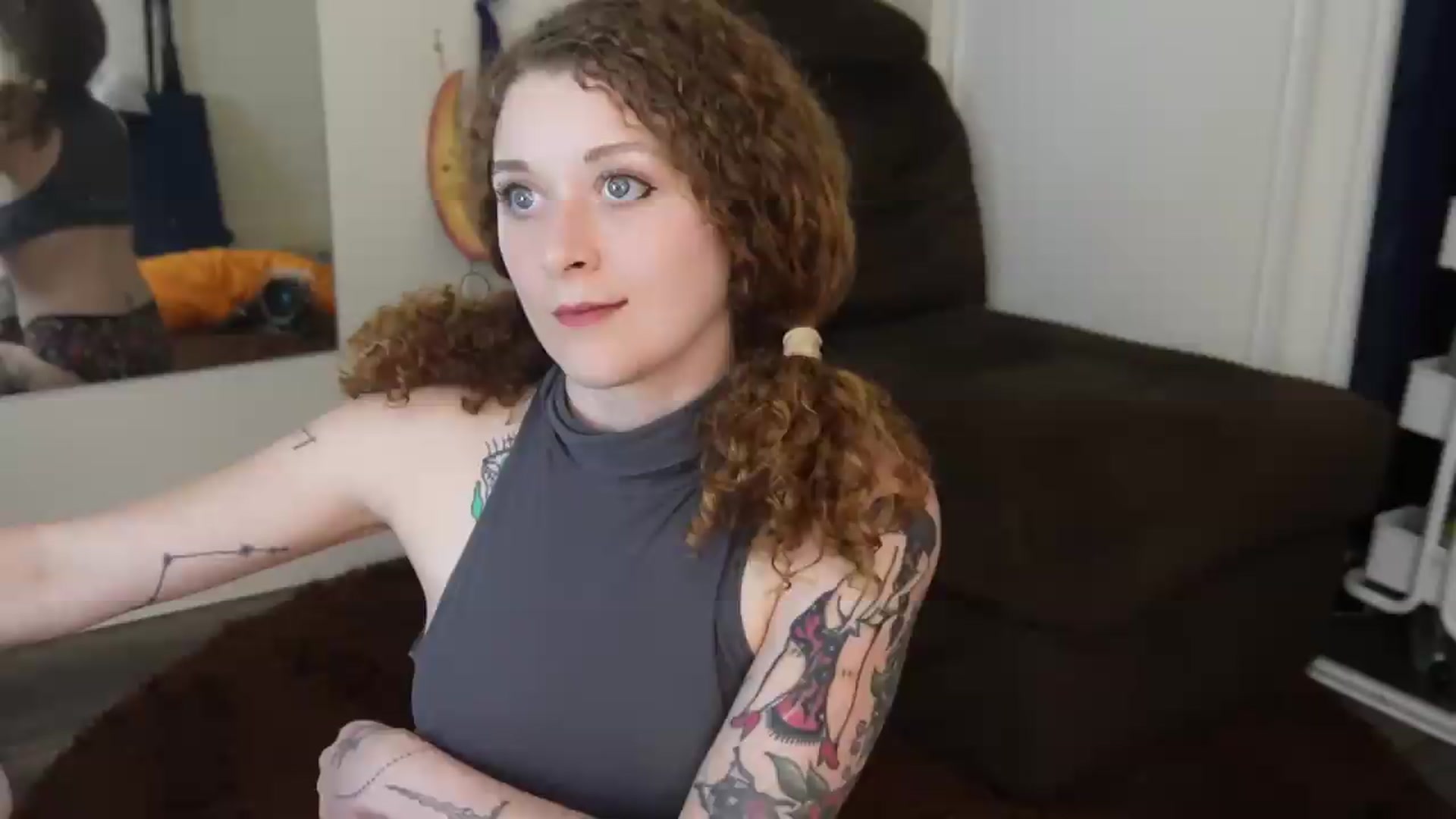 Gallery image thumbnail from peachyqueen's myfreecams stream on, 08/09/2026, 21:37 image 15 of 20